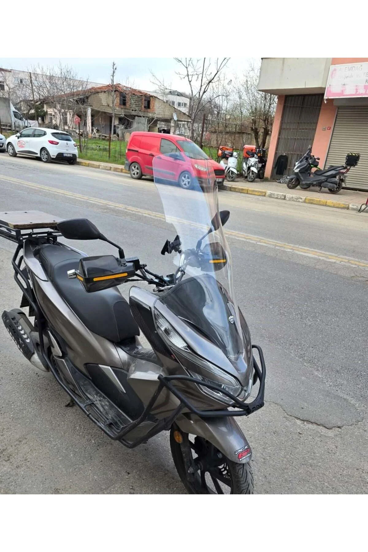 Honda PCX Ön Cam 2018-2020 Model 83cm Şeffaf Renkli 4mm UZUN