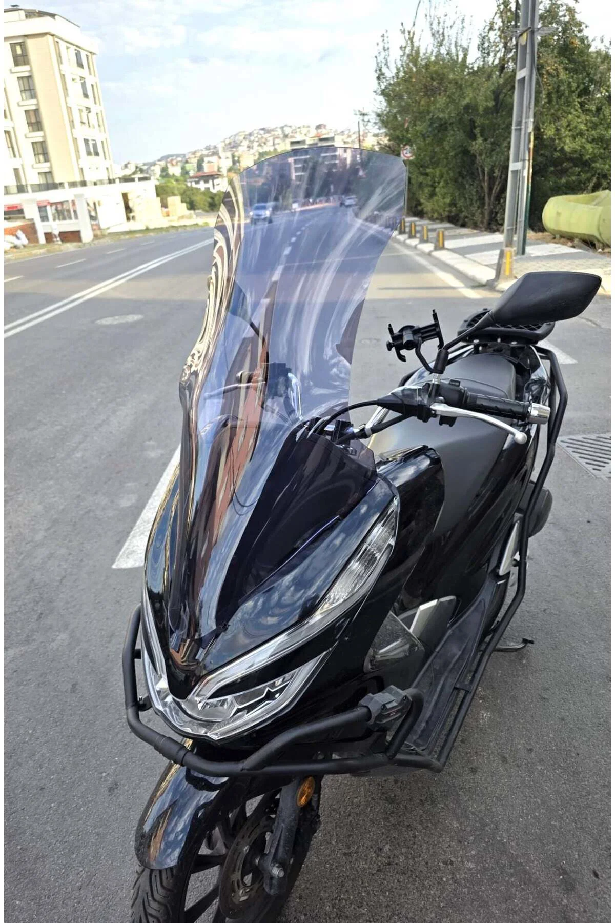 Honda PCX Ön Cam 2018-2020 Model 83cm Füme Renkli 4mm UZUN
