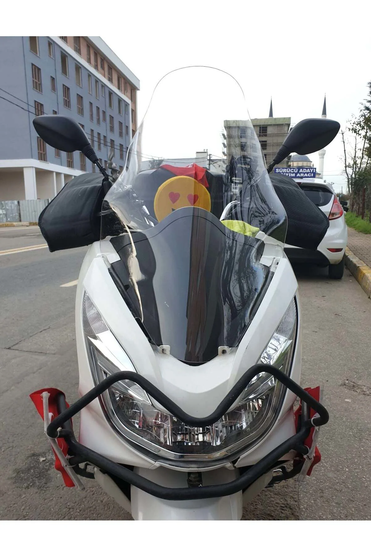 Honda PCX Ön Cam 2014-2017 Model 65cm Şeffaf Renkli 4mm ORTA BOYL