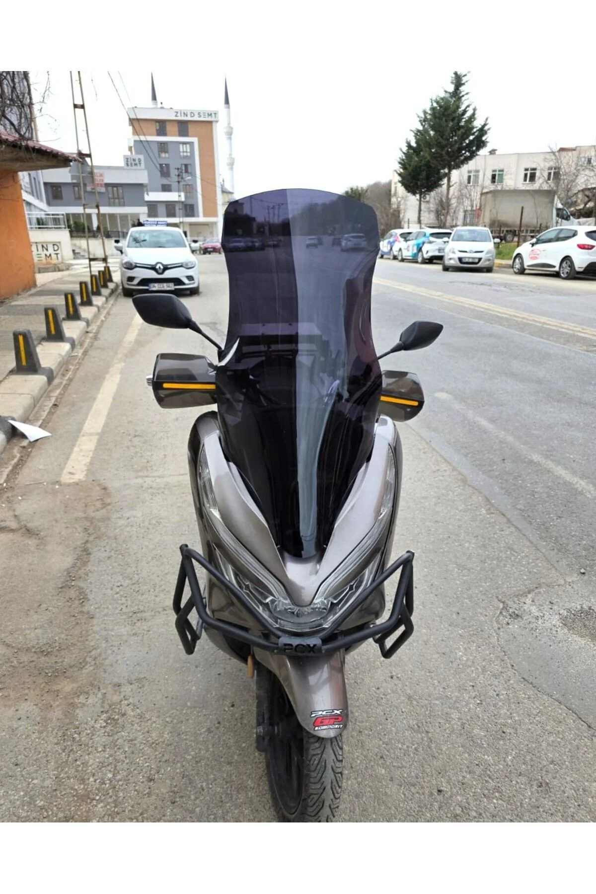 Honda PCX Ön Cam 2018-2020 Model 83cm Siyah Renkli 4mm UZUN