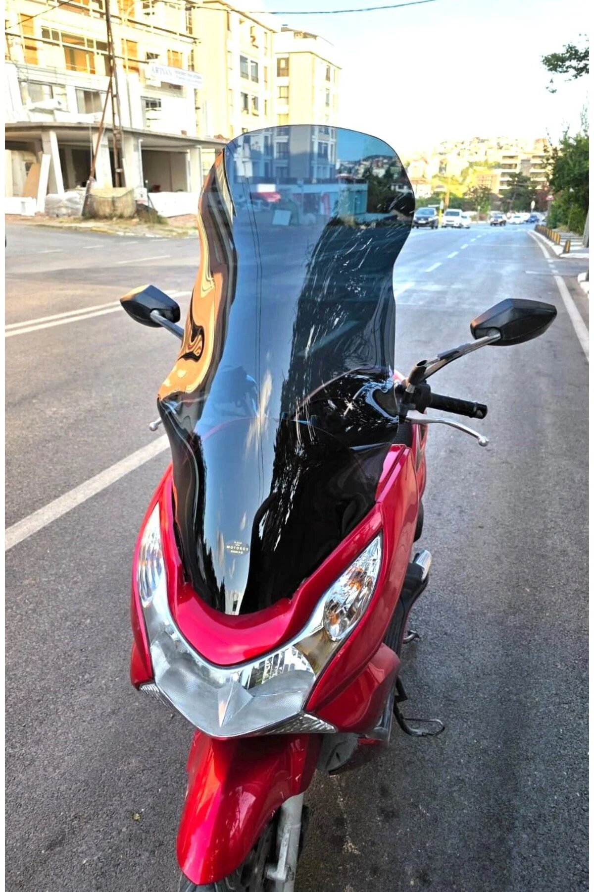 Honda PCX Ön Cam 2011-2013 Model 83cm Siyah Renkli 4mm UZUN
