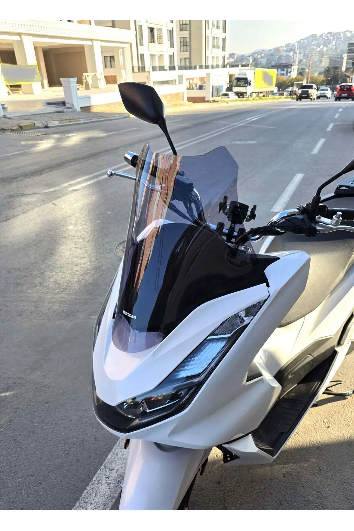 Honda PCX Ön Cam 2021-2024 Model 47cm Füme Renkli 4mm SPORTİF