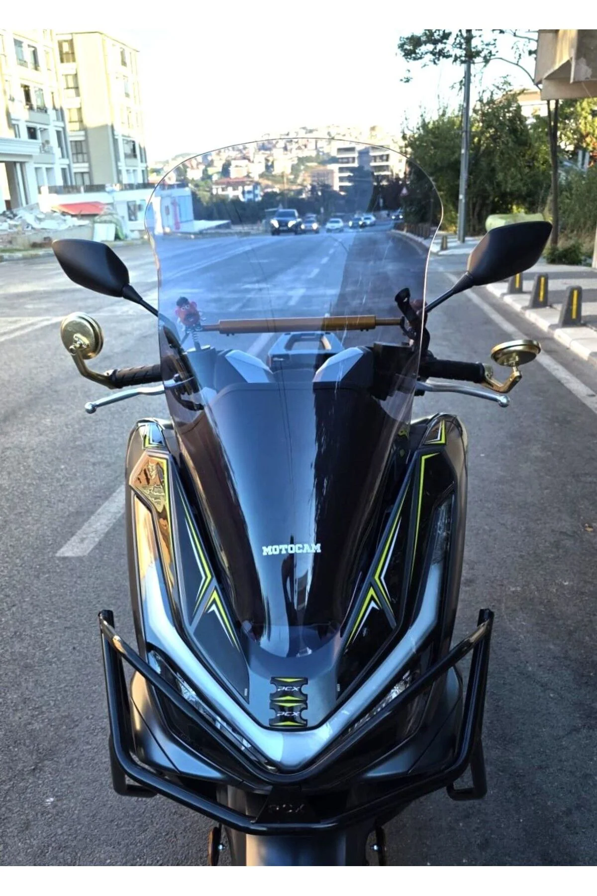 Honda PCX Ön Cam 2025-2026 Model 72cm Füme Renkli 4mm