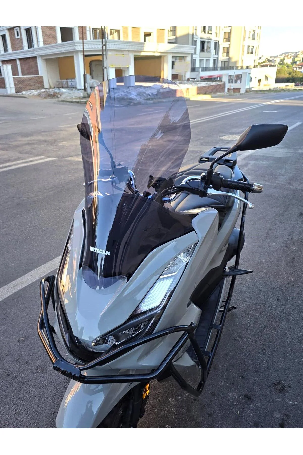 Honda PCX Ön Cam 2021-2024 Model 65cm Füme Renkli 4mm