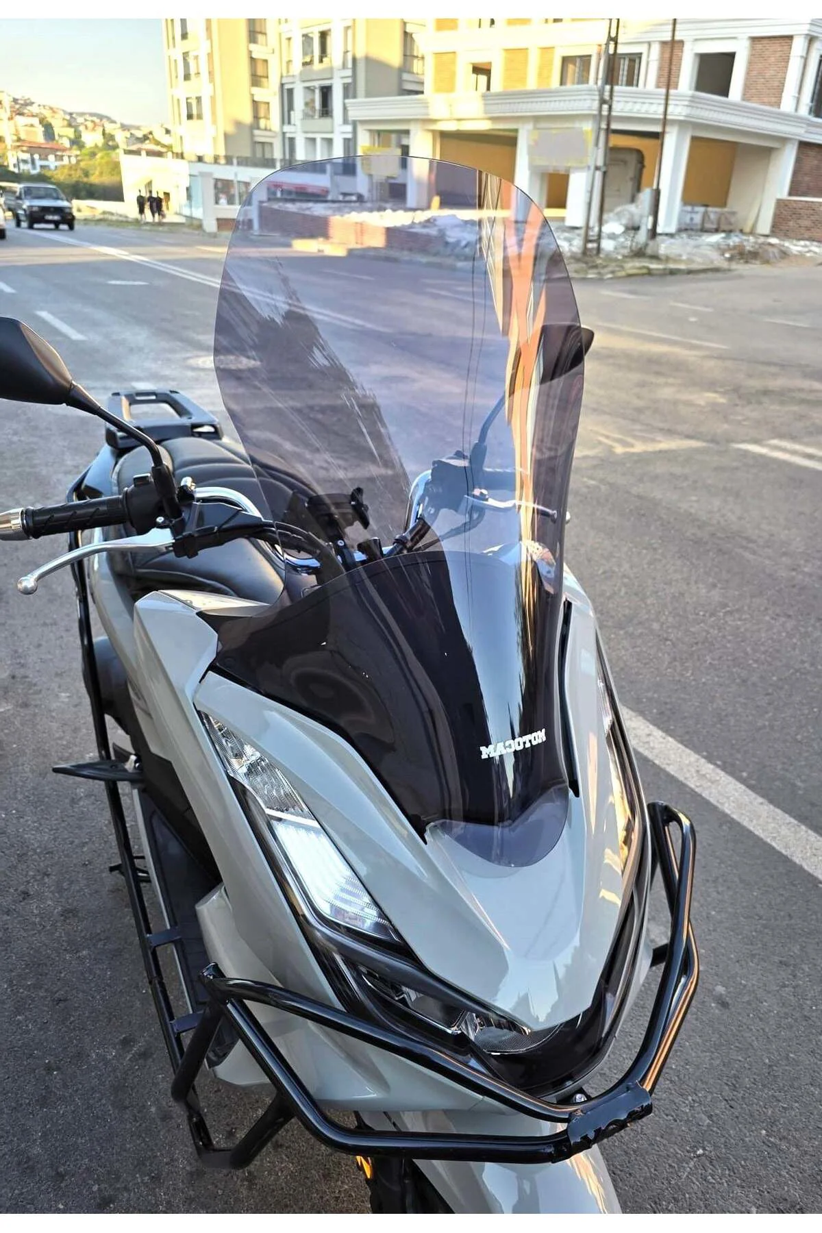 Honda PCX Ön Cam 2021-2024 Model 65cm Füme Renkli 4mm