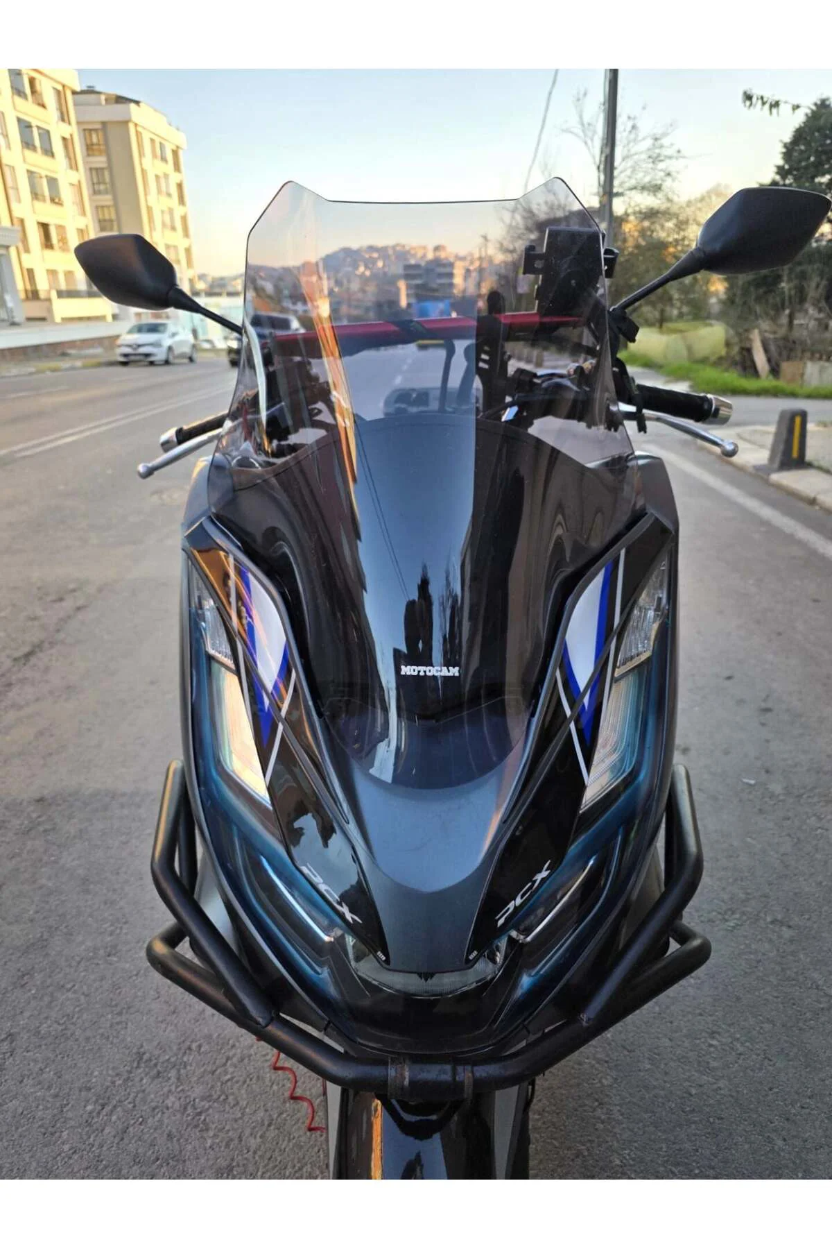 Honda PCX Ön Cam 2021-2024 Model 47cm Füme Renkli 4mm SPORTİF