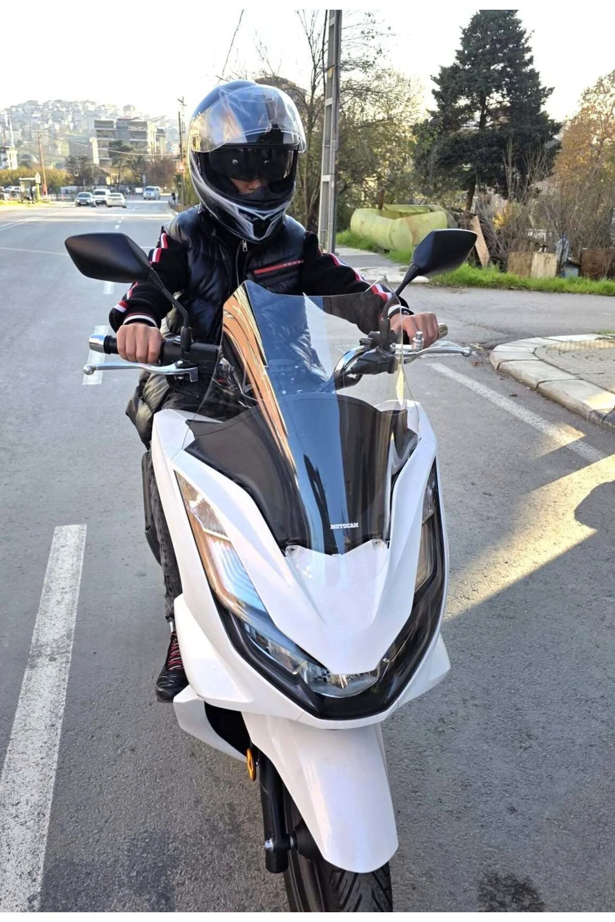 Honda PCX Ön Cam 2021-2024 Model 47cm Şeffaf Renkli 4mm SPORTİF