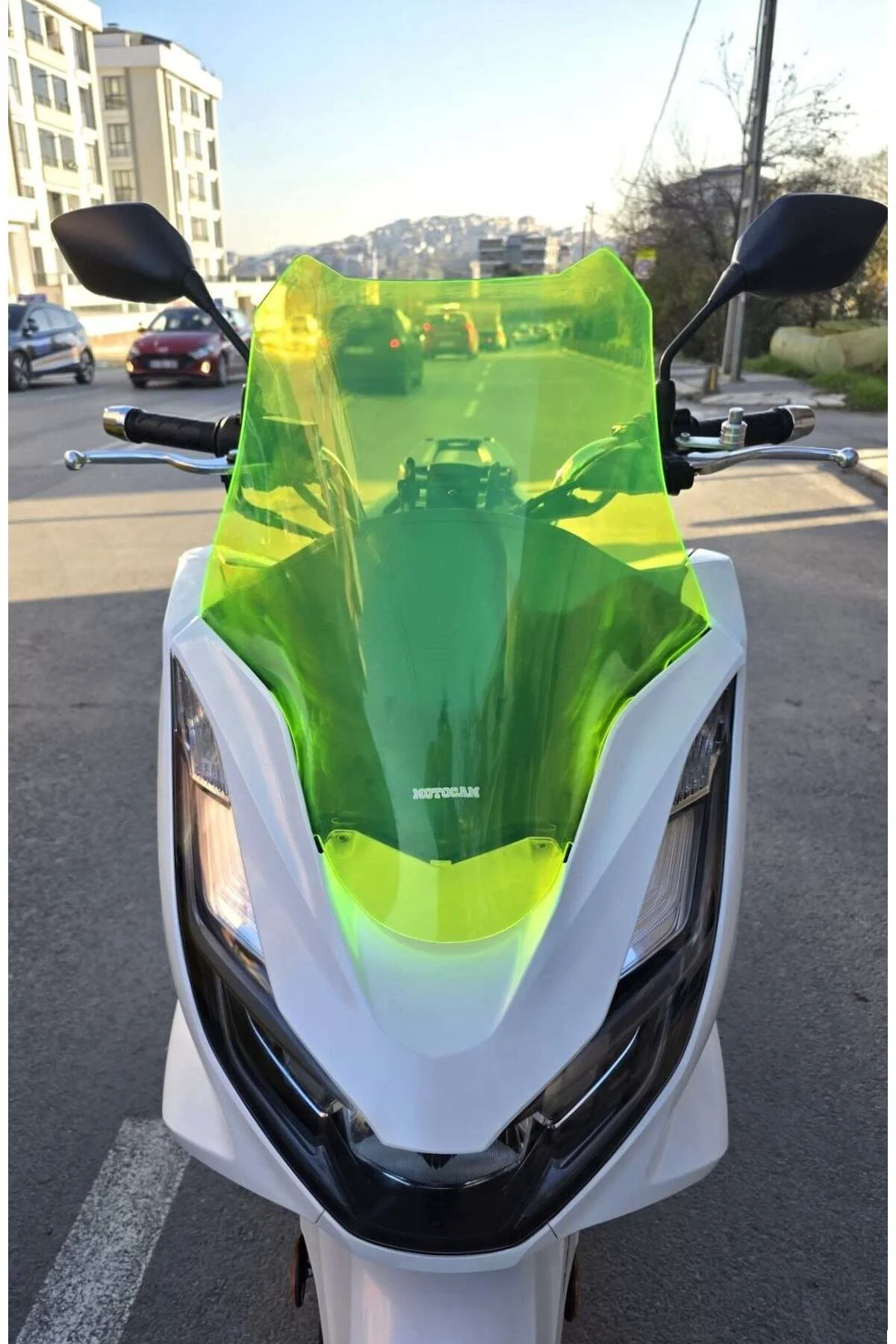 Honda PCX Ön Cam 2021-2024 Model 47cm Neon Sarı Renkli 4mm SPORTİ