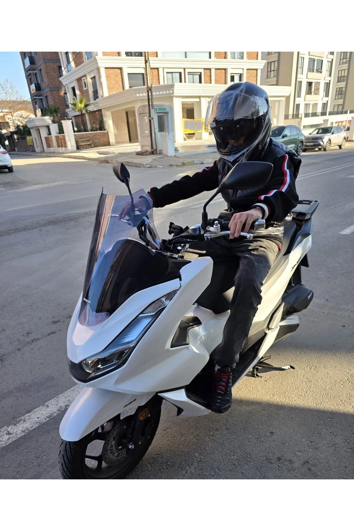 Honda PCX Ön Cam 2021-2024 Model 47cm Füme Renkli 4mm SPORTİF
