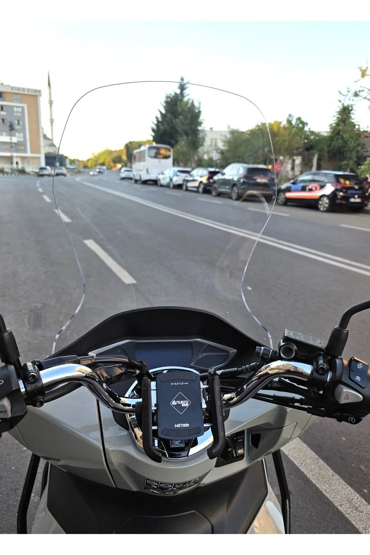 Honda PCX Ön Cam 2021-2024 Model 65cm Şeffaf Renkli 4mm