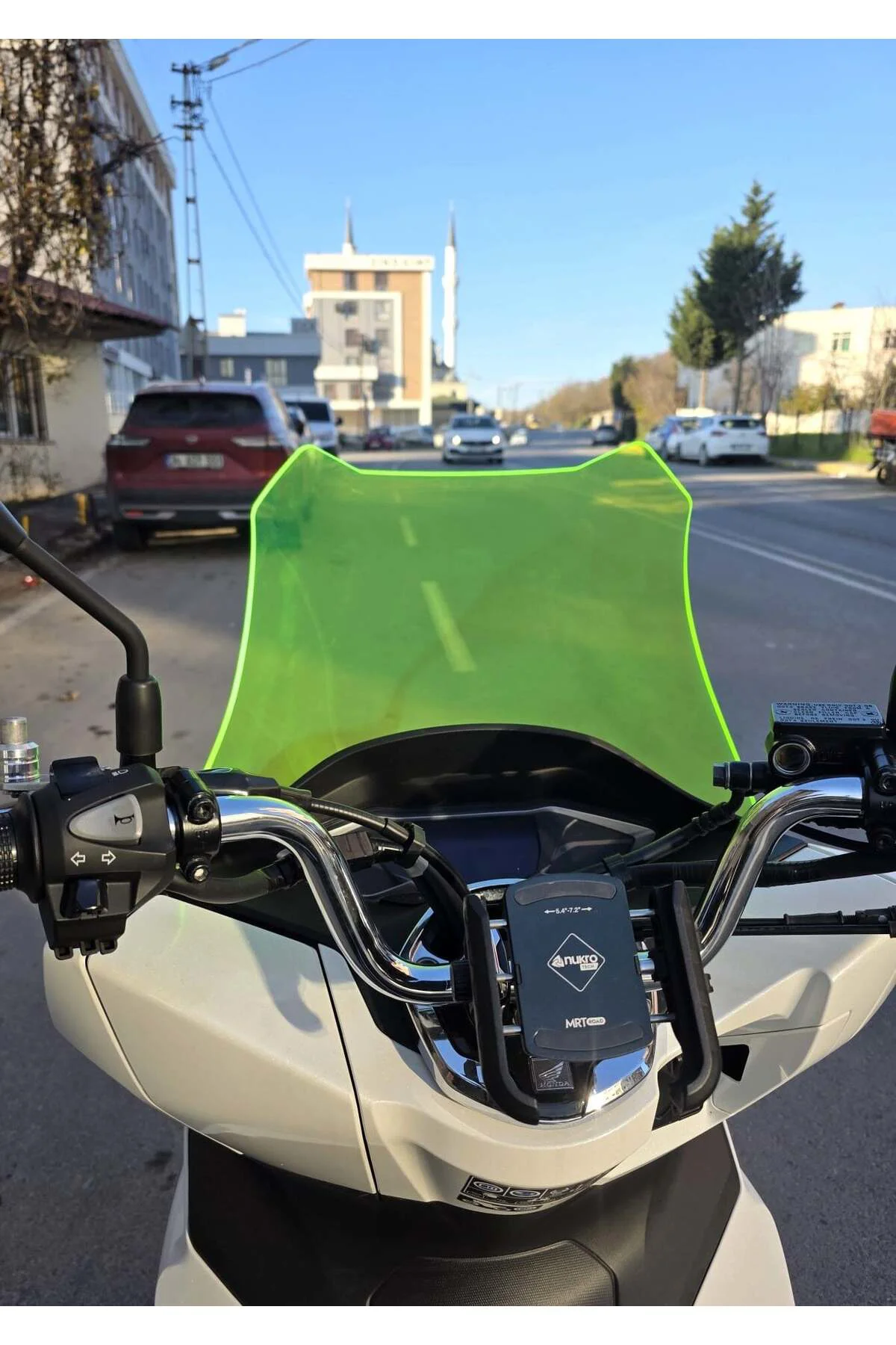 Honda PCX Ön Cam 2021-2024 Model 47cm Neon Sarı Renkli 4mm SPORTİ