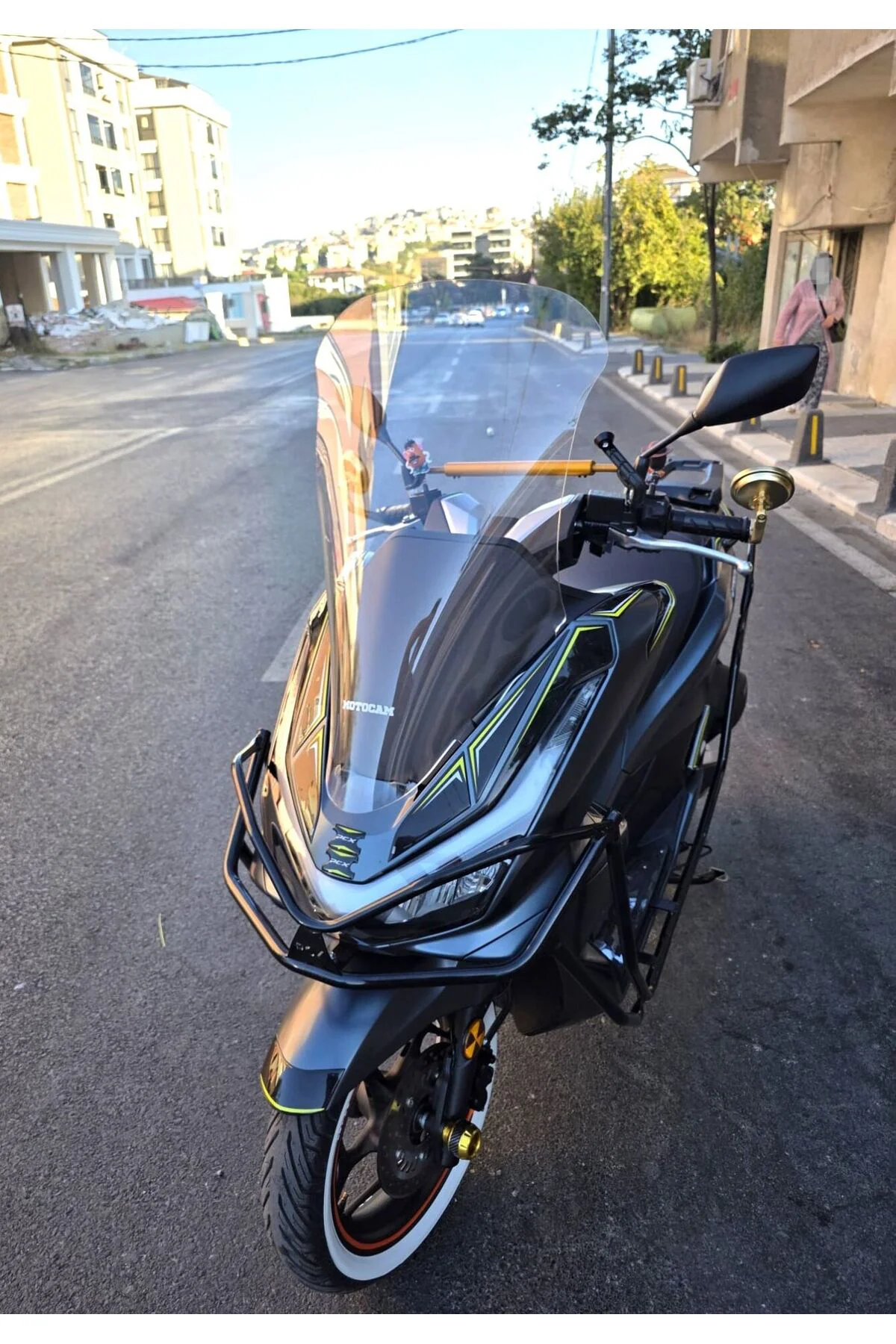 Honda PCX Ön Cam 2025-2026 Model 66cm Şeffaf Renkli 4mm