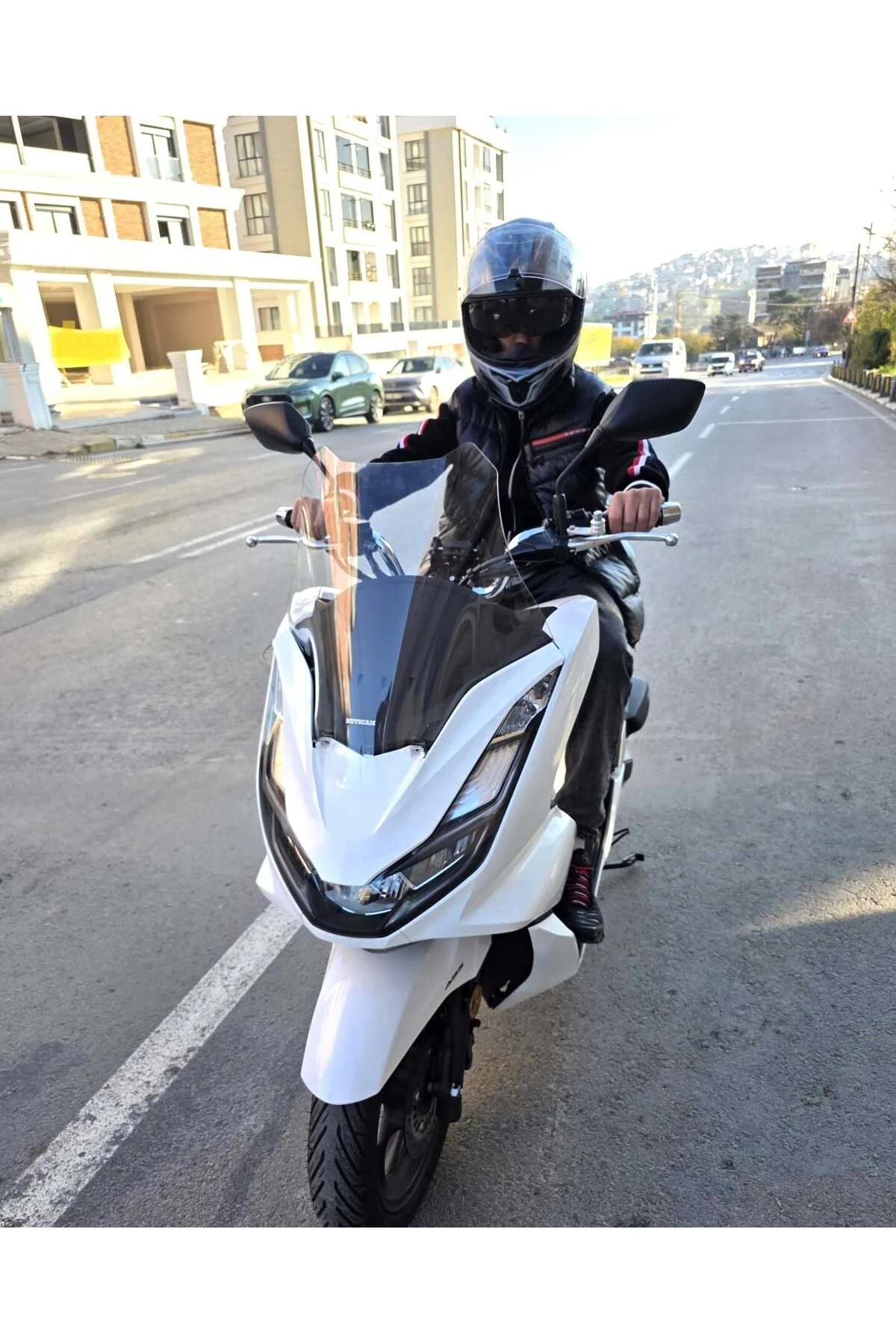 Honda PCX Ön Cam 2021-2024 Model 47cm Şeffaf Renkli 4mm SPORTİF
