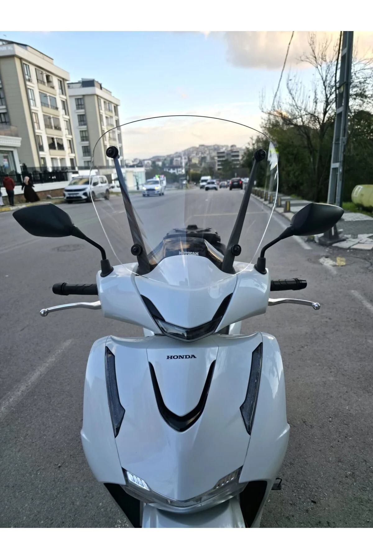 Honda SH 125 Ön Cam 2024-2026 Model 41cm Şeffaf Renkli 4mm APARATSIZ - Görsel 7
