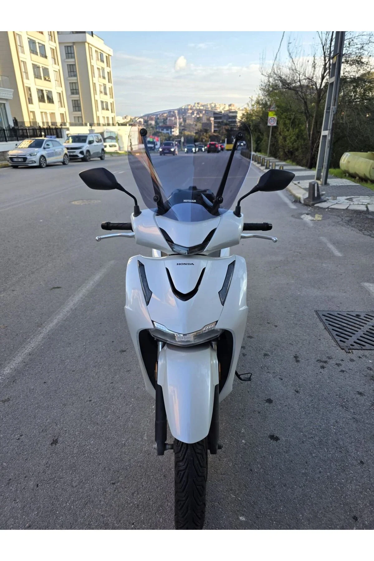 Honda SH 125 Ön Cam 2024-2026 Model 41cm Füme Renkli 4mm APARATSIZ Honda SH 125 Ön Cam 2024-2026 Model 41cm Füme Renkli 4mm APARATSIZ - Görsel 7