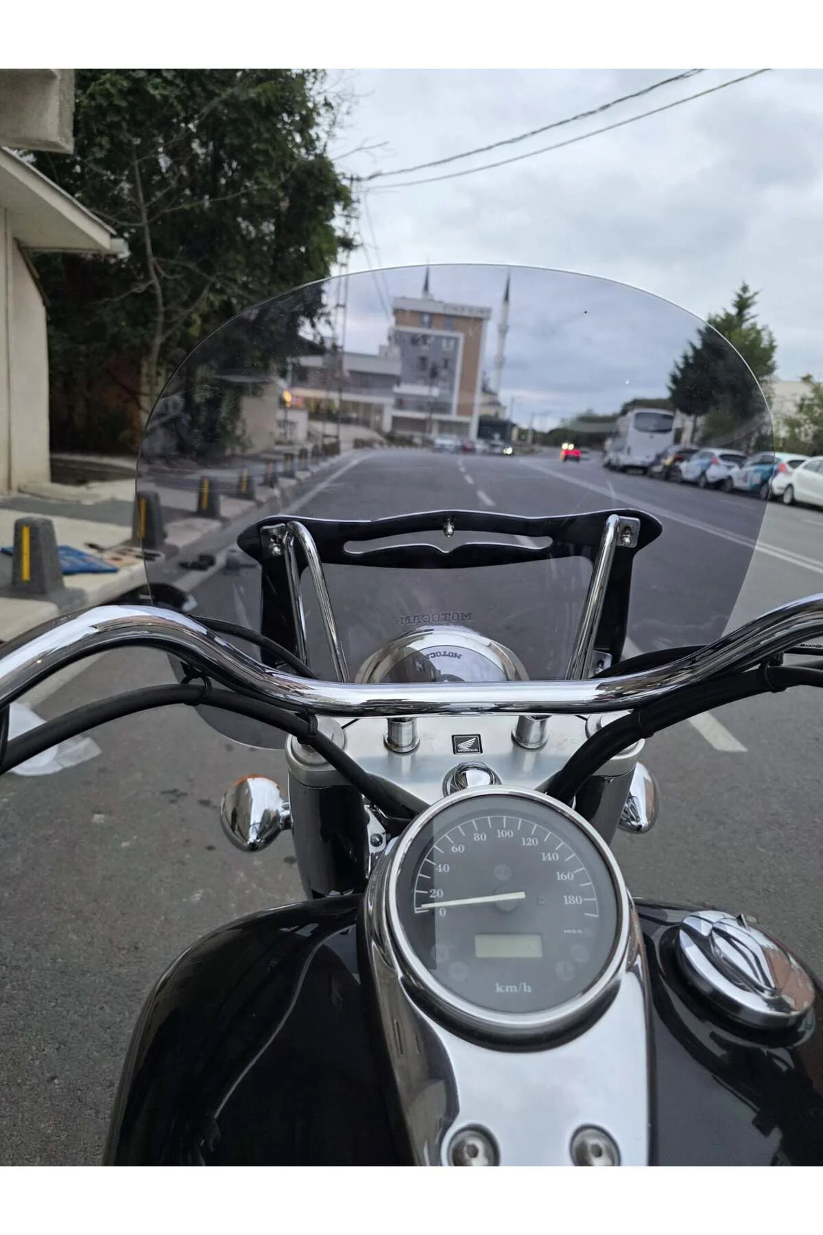 Honda Shadow 750 Ön Cam 1999-2010 Model 45cm Füme Renkli 4mm APAR