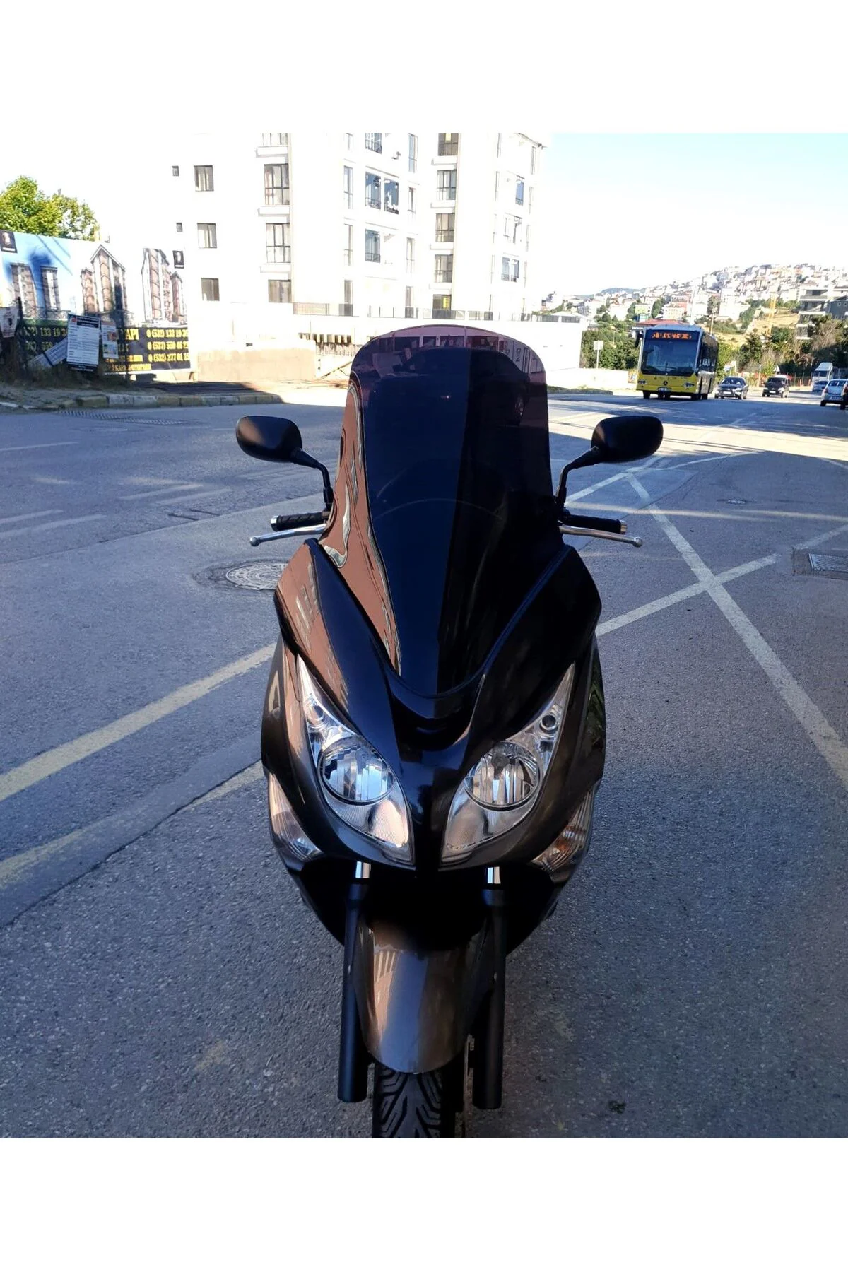 Honda Silverwing SWT 600 Ön Cam 2008-2013 Model 71cm Siyah Renkli