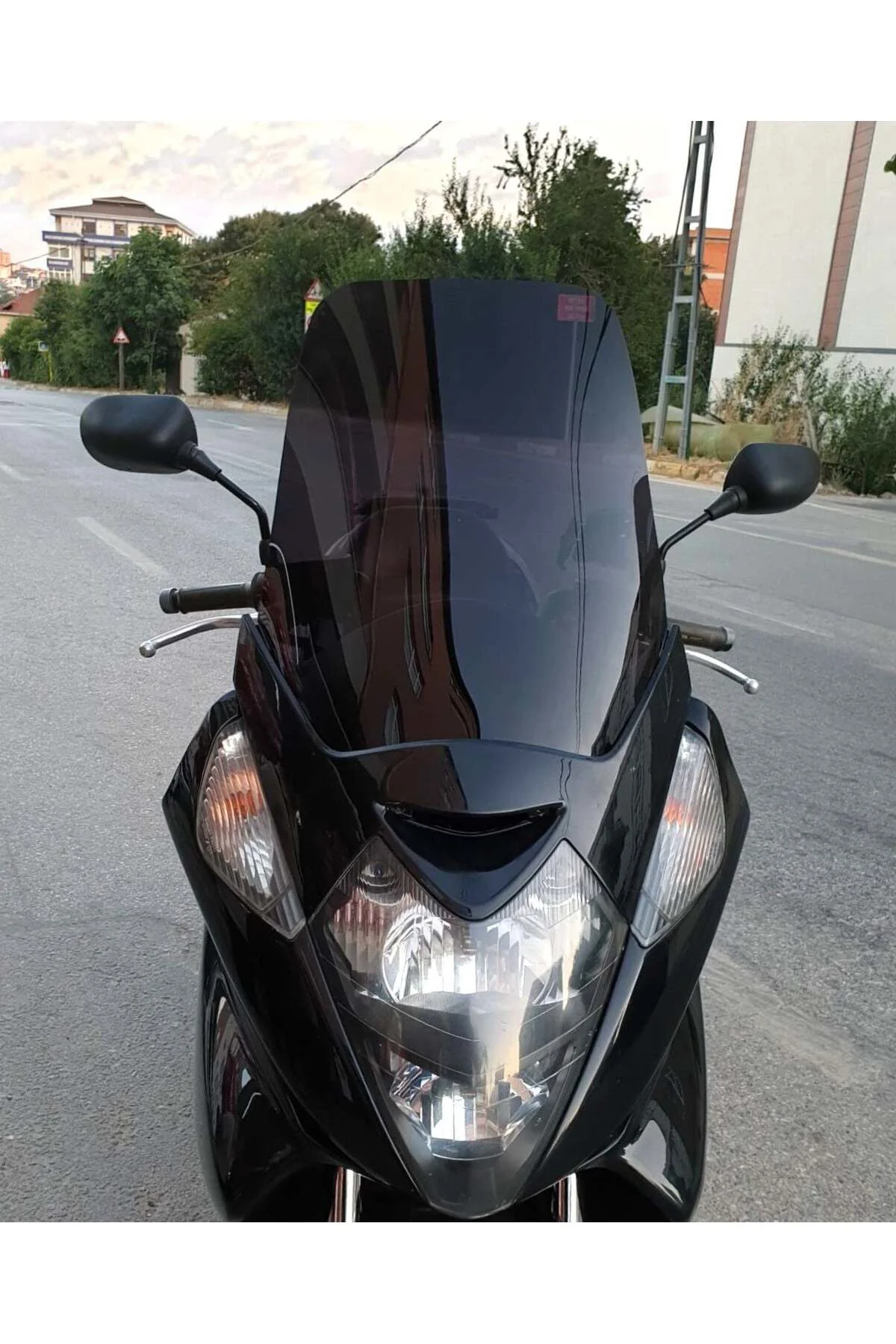 Honda Silverwing SWT 400 Ön Cam 2006-2009 Model 56cm Siyah Renkli
