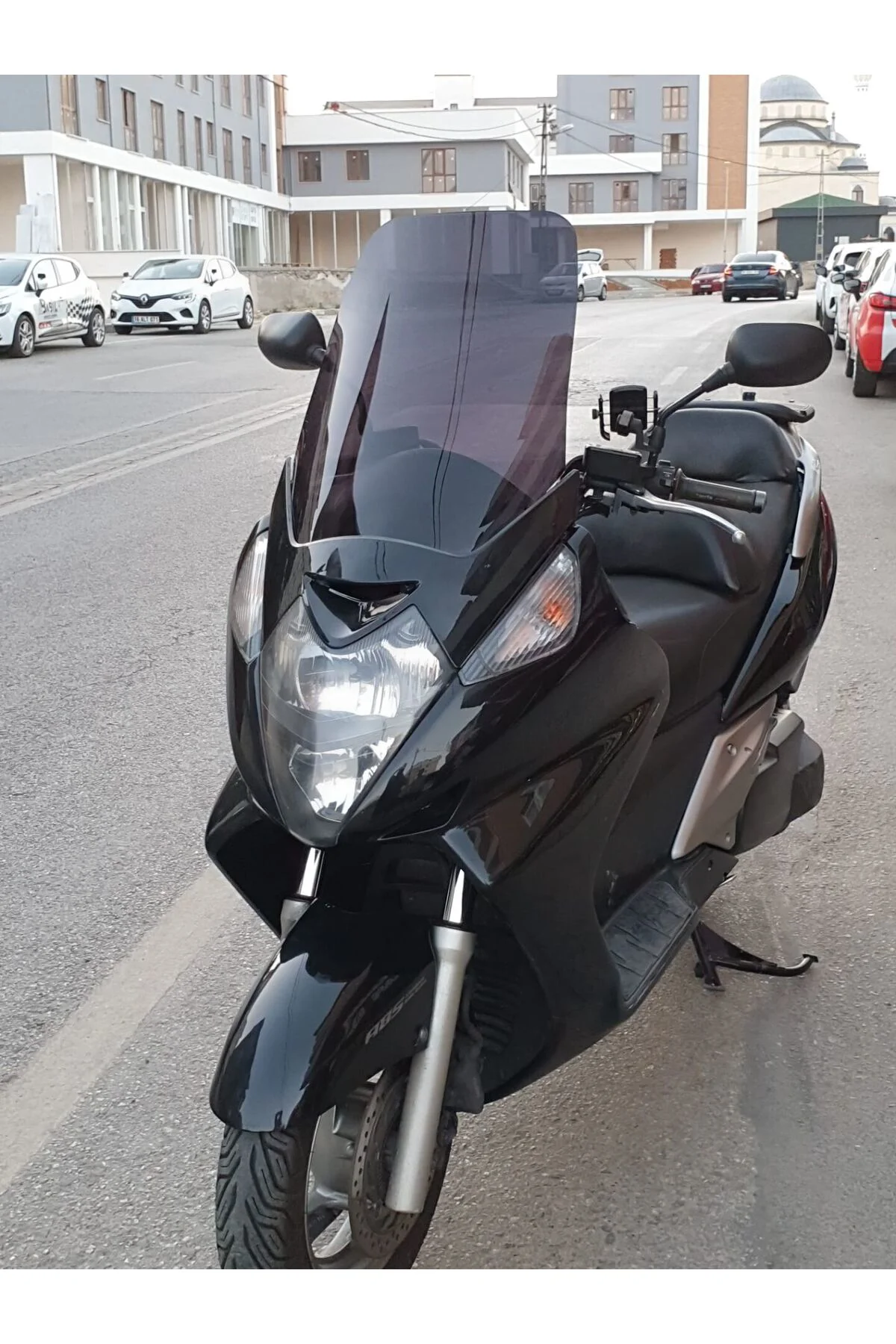 Honda Silverwing SWT 400 Ön Cam 2006-2009 Model 56cm Siyah Renkli