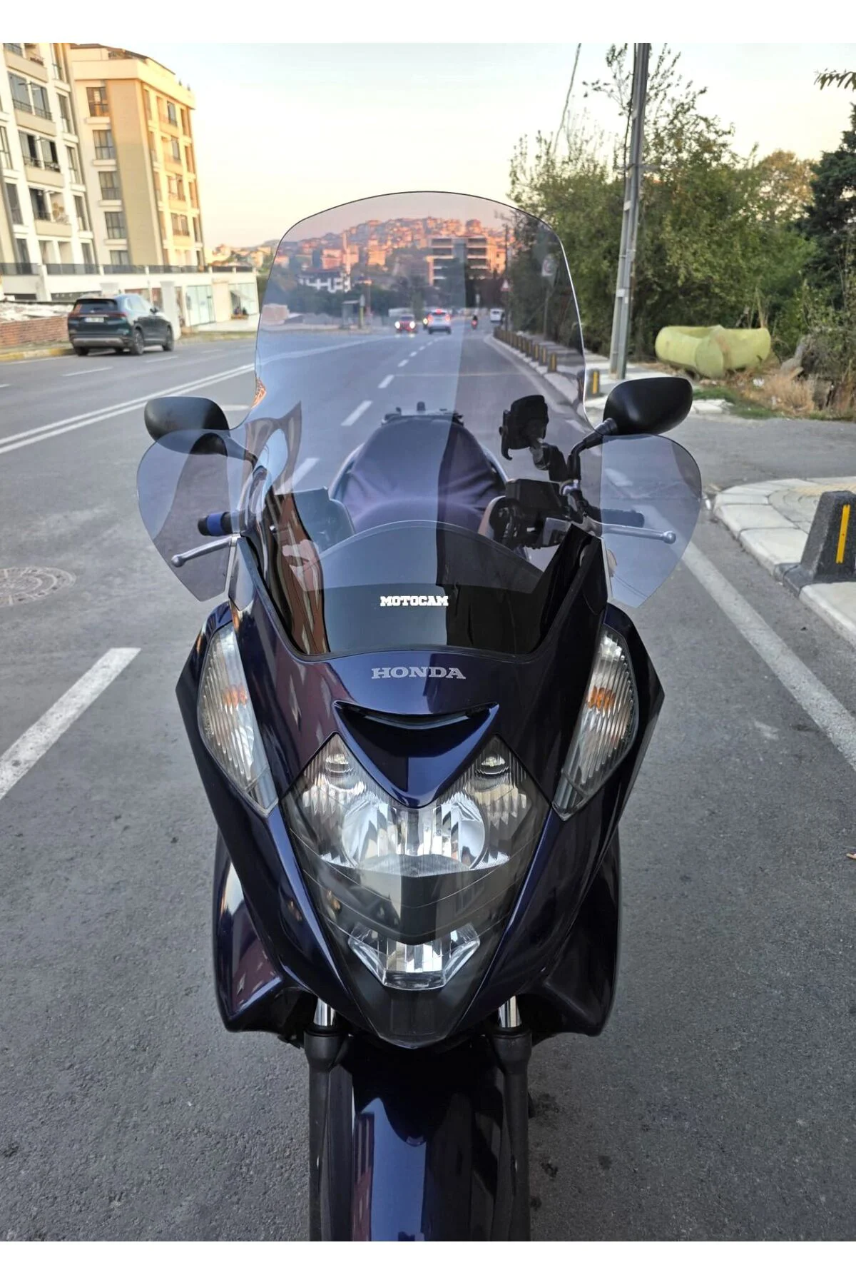 Honda Silverwing SWT 400 Ön Cam 2006-2009 Model 68cm Füme Renkli 