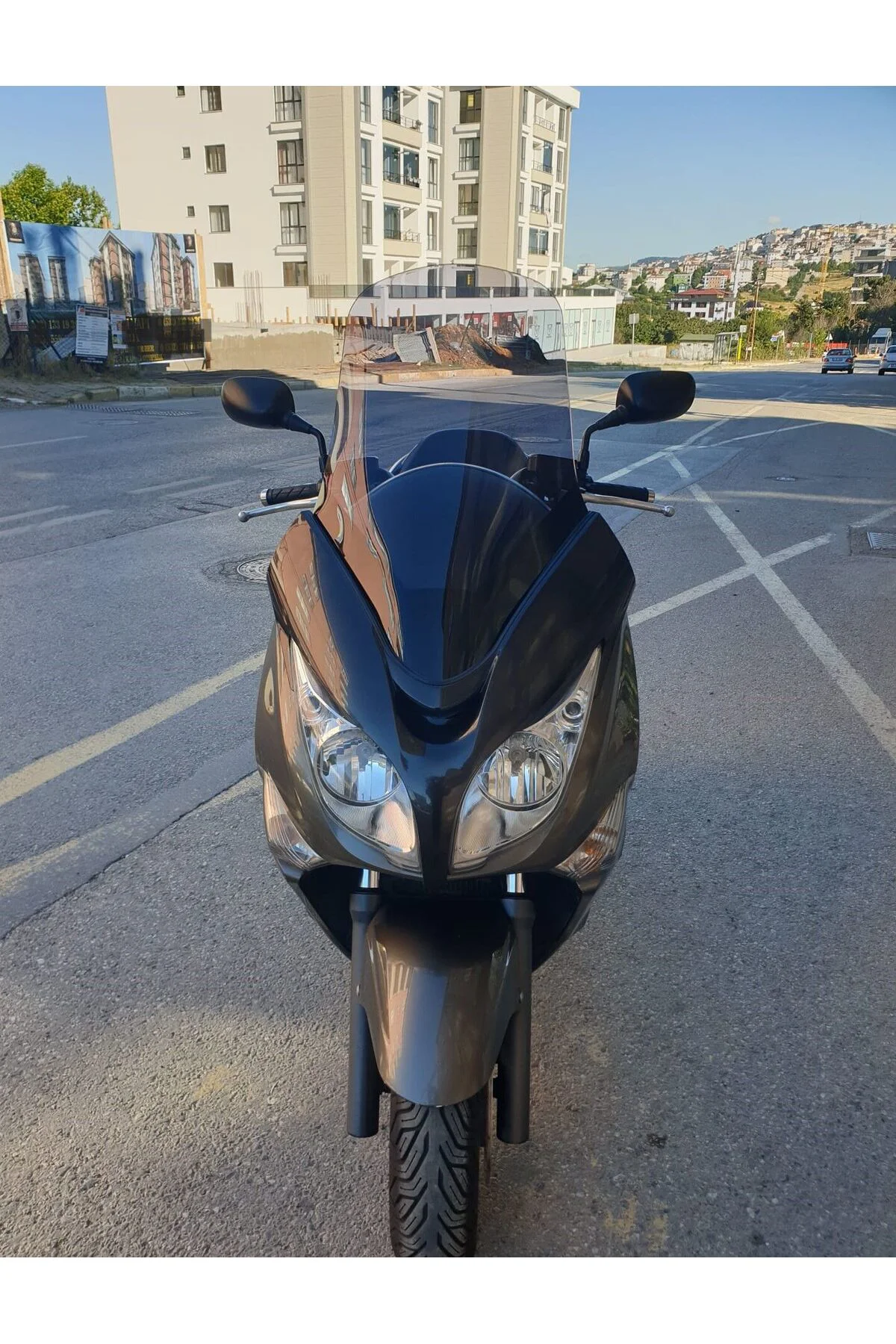 Honda Silverwing SWT 600 Ön Cam 2008-2013 Model 71cm Füme Renkli 4mm