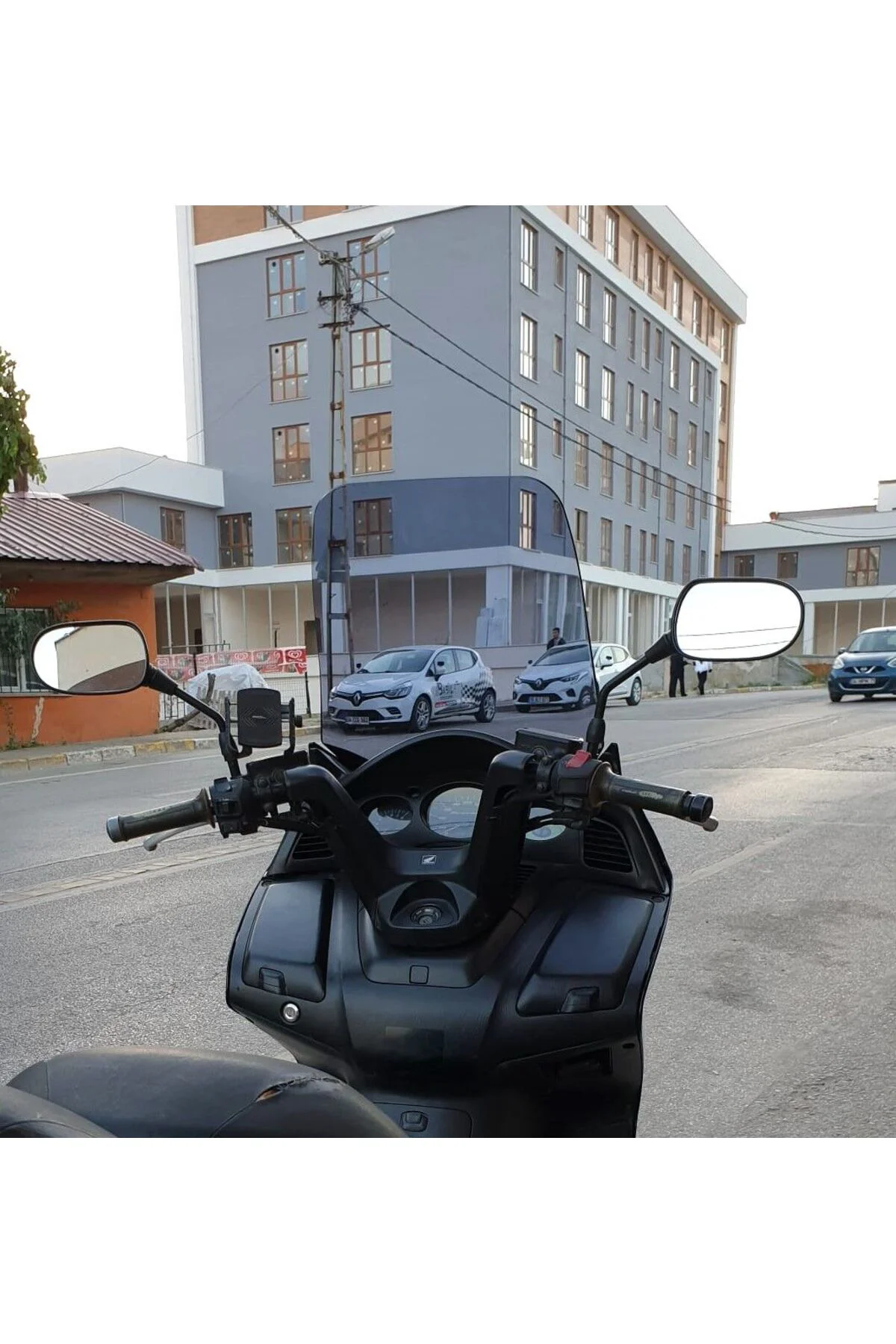 Honda Silverwing SWT 400 Ön Cam 2006-2009 Model 56cm Füme Renkli 