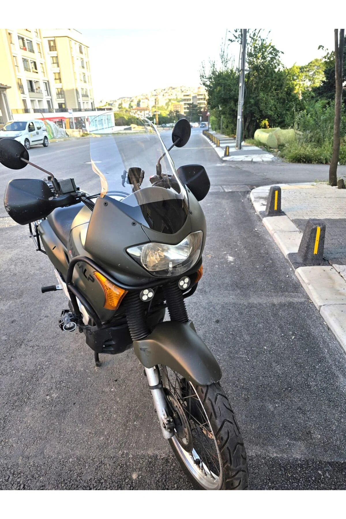 Honda Transalp XL 650 Ön Cam 2000-2008 Model 54cm Şeffaf Renkli 4mm