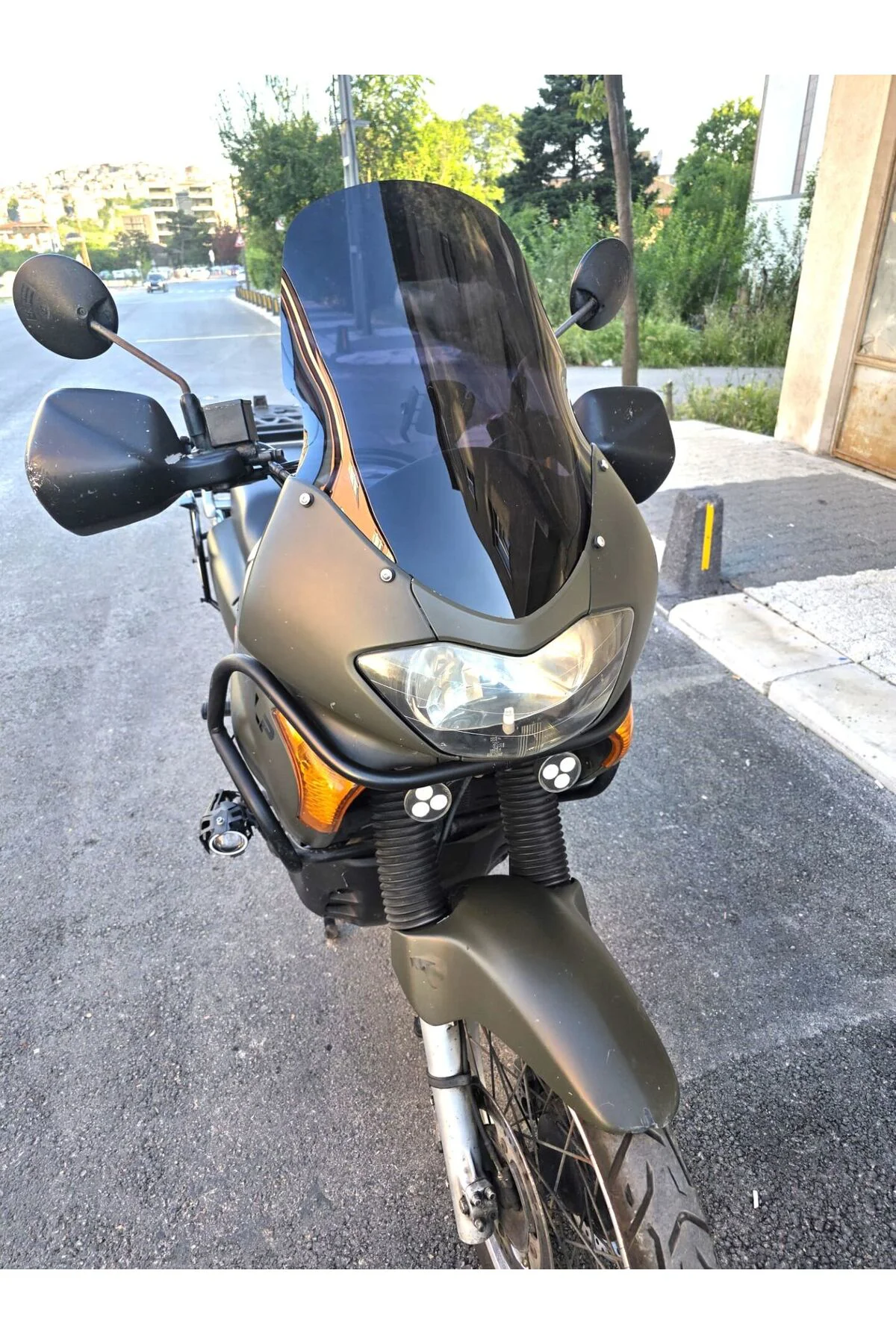 Honda Transalp XL 650 Ön Cam 2000-2008 Model 54cm Siyah Renkli 4m