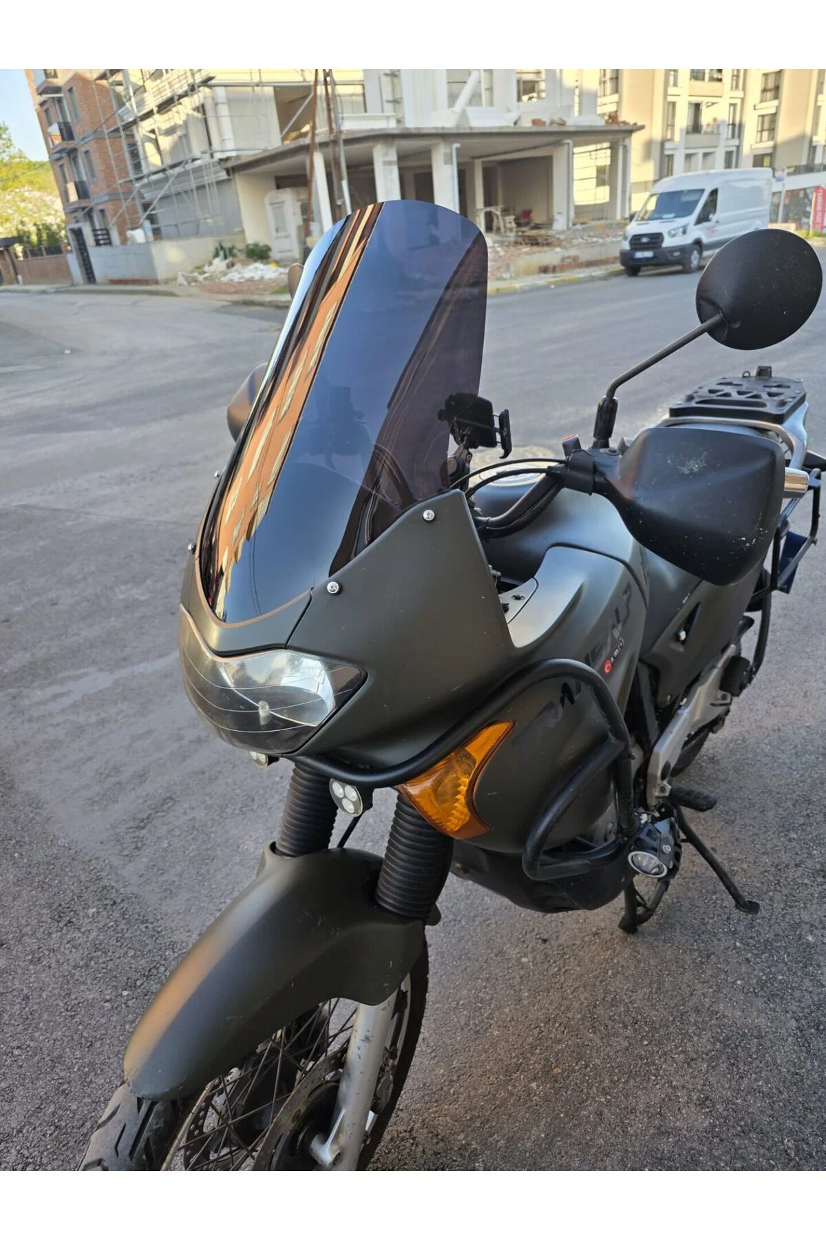Honda Transalp XL 650 Ön Cam 2000-2008 Model 54cm Siyah Renkli 4m