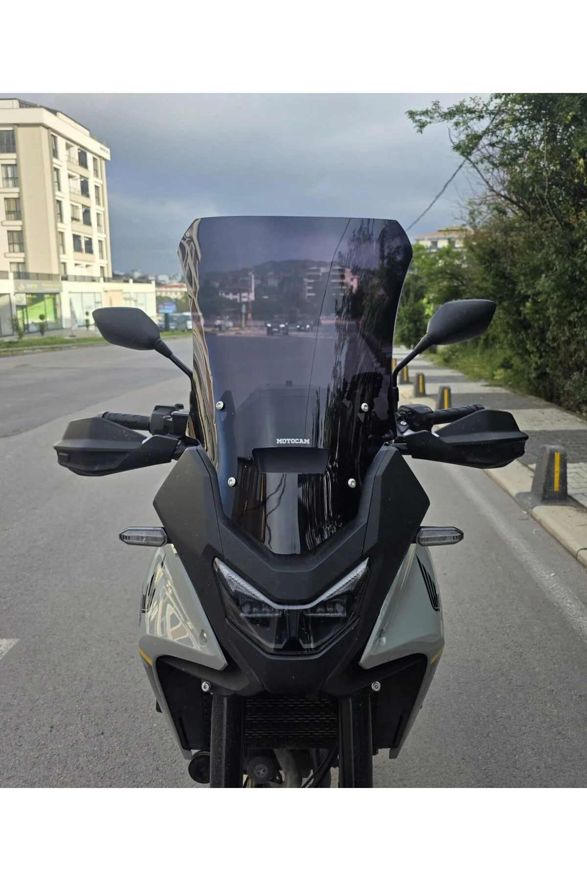 Honda Transalp XL 750 Ön Cam 2025-2026 Model 53cm Siyah Renkli 4mm UZUN