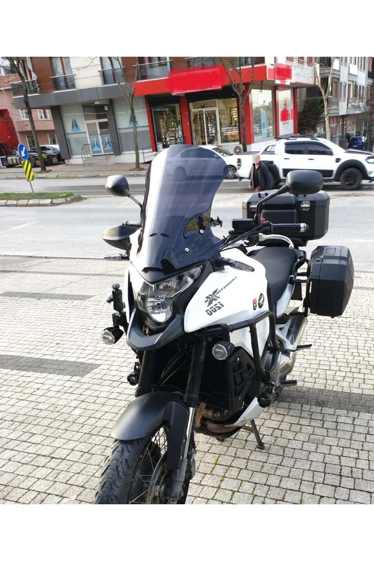 Honda VFR 1200 Ön Cam 2012-2015 Model 50cm Siyah Renkli 4mm