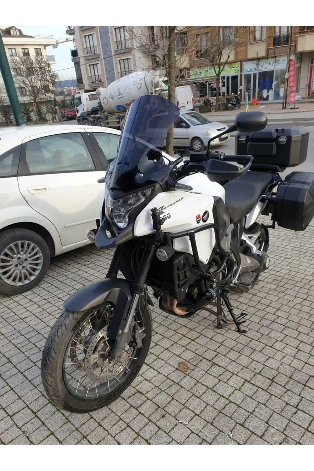 Honda VFR 1200 Ön Cam 2012-2015 Model 50cm Siyah Renkli 4mm