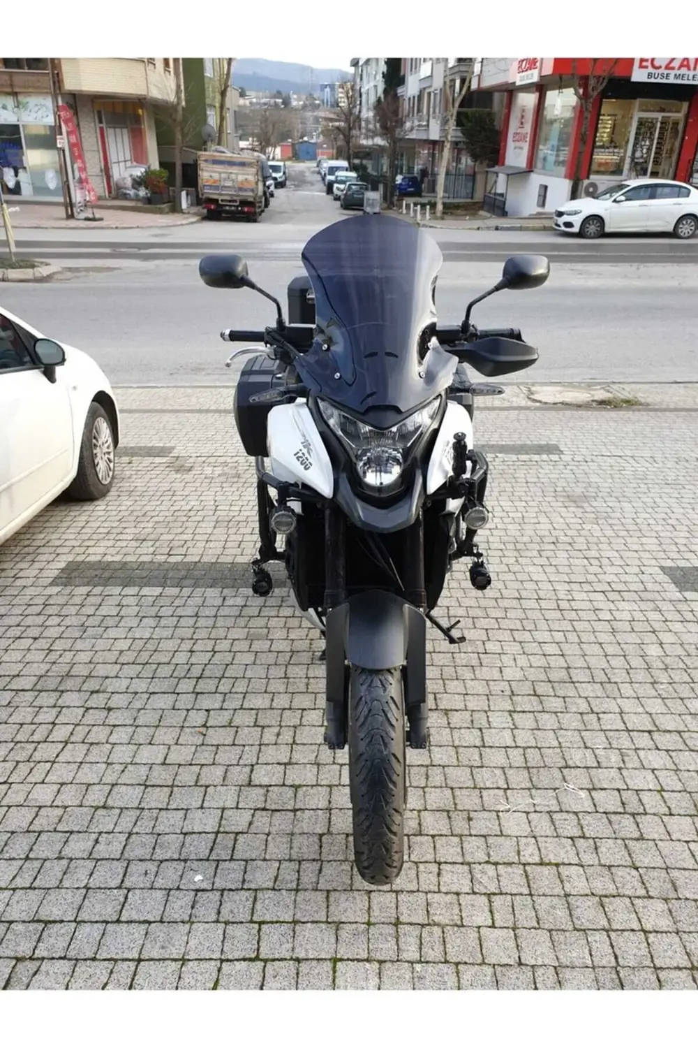 Honda VFR 1200 Ön Cam 2012-2015 Model 50cm Siyah Renkli 4mm