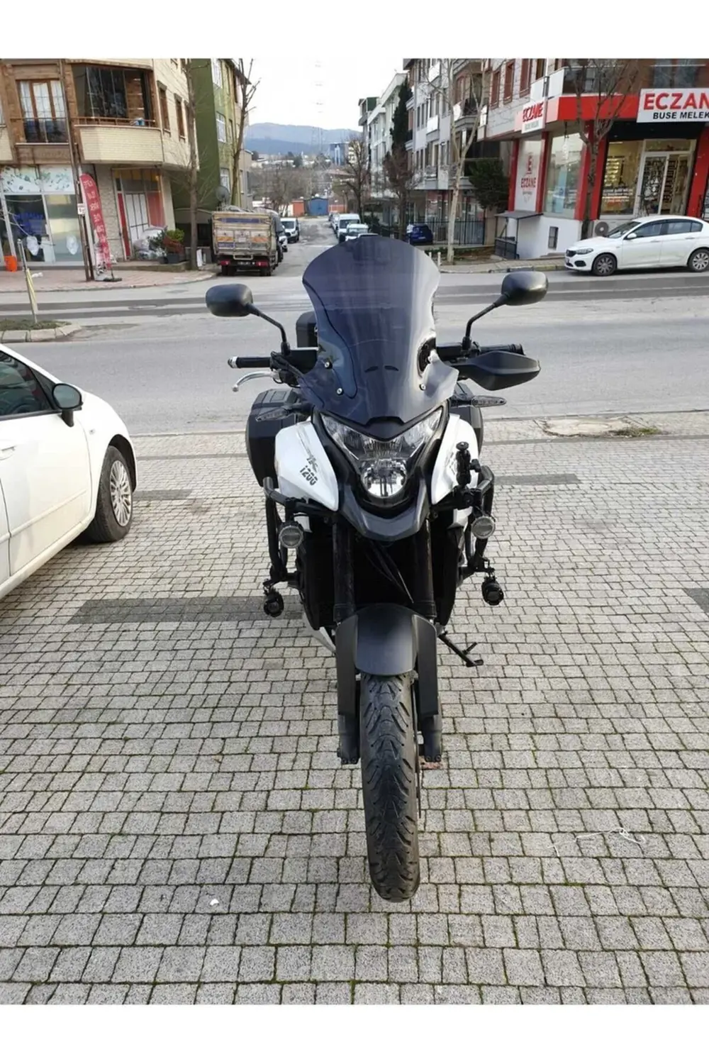 Honda VFR 1200 Ön Cam 2012-2015 Model 50cm Siyah Renkli 4mm