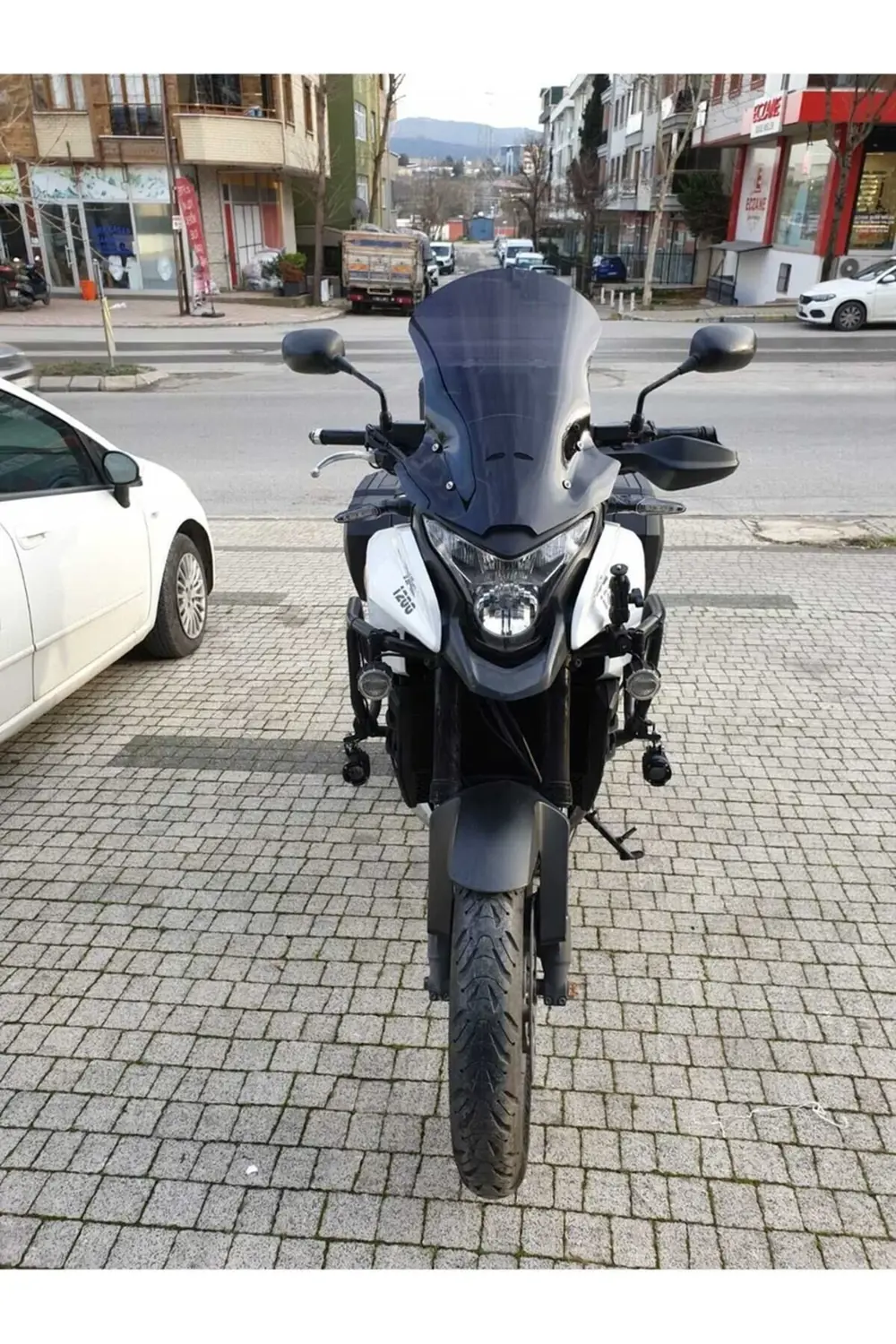 Honda VFR 1200 Ön Cam 2012-2015 Model 50cm Siyah Renkli 4mm