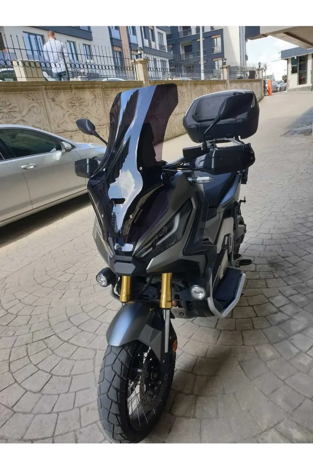 Honda X-ADV 750 Ön Cam 2021-2025 Model 72cm Siyah Renkli 4mm UZUN
