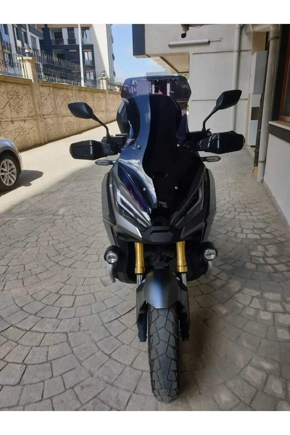 Honda X-ADV 750 Ön Cam 2021-2025 Model 72cm Siyah Renkli 4mm UZUN