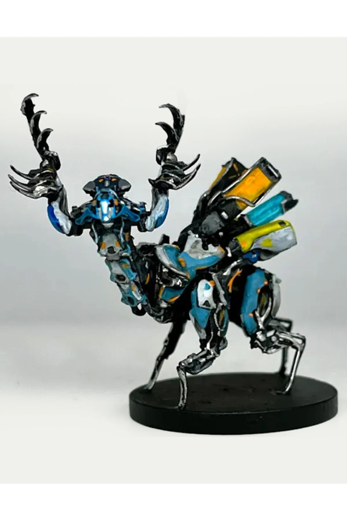 Horizon Forbidden West Fanghorn Boyalı Figür Büyük Boy 20CM