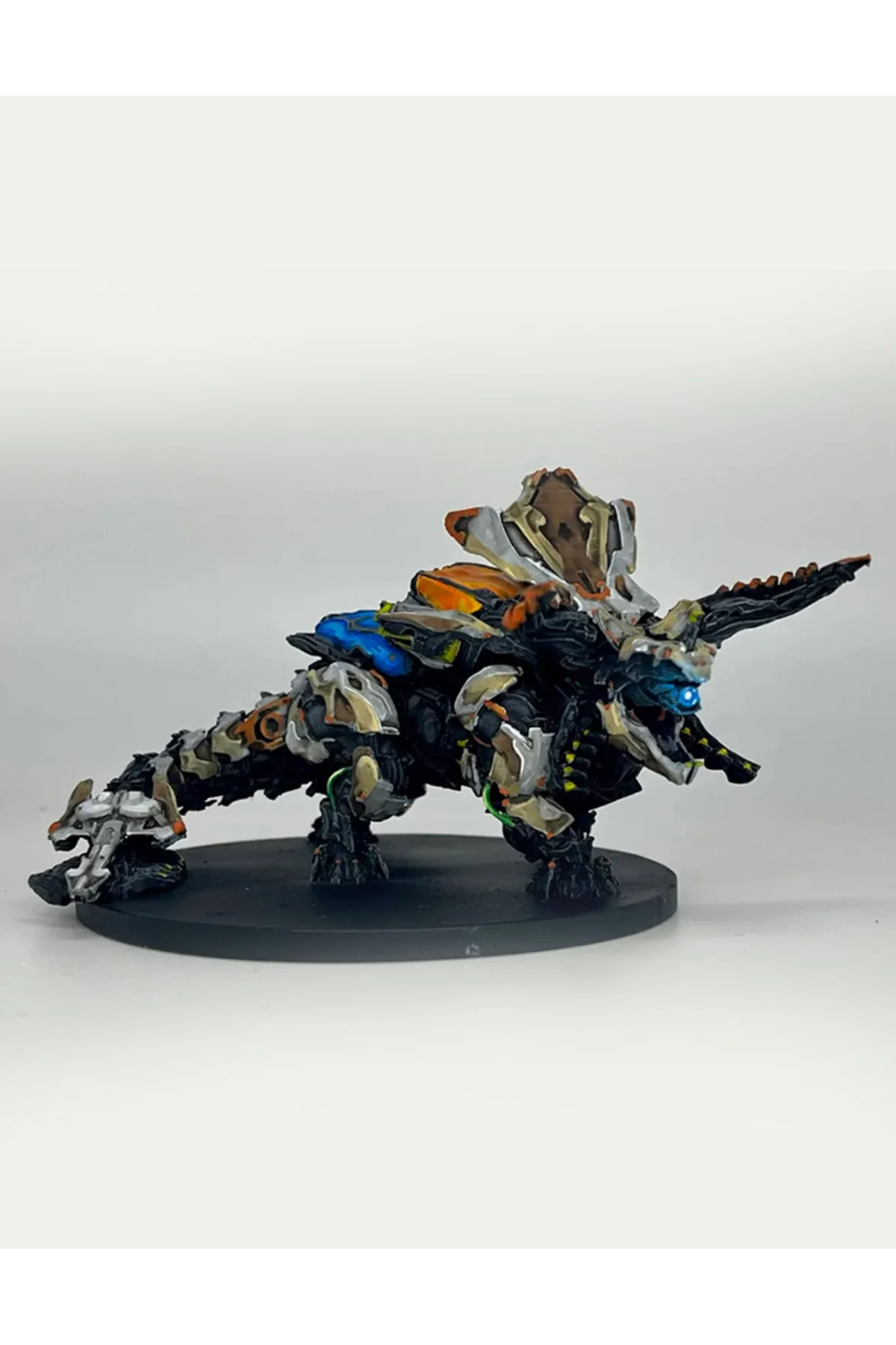 Horizon Zero Dawn Plowhorn Figür Horizon Zero Dawn Pulluk Figür Büyük Boy 20CM