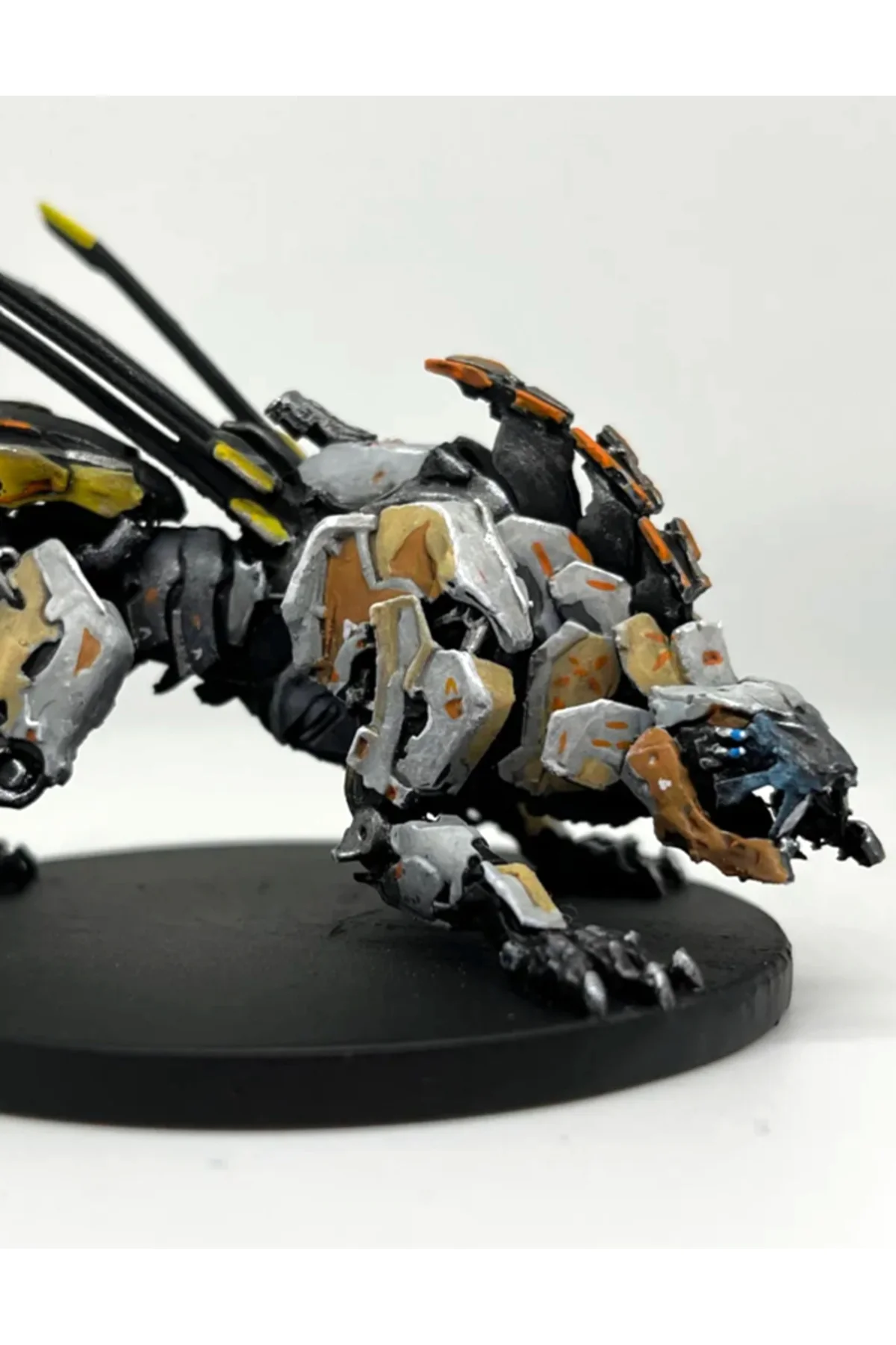 Horizon Zero Dawn Sawtooth Boyalı Figür Horizon Zero Dawn Testere Dişi Figür Büyük Boy 20CM