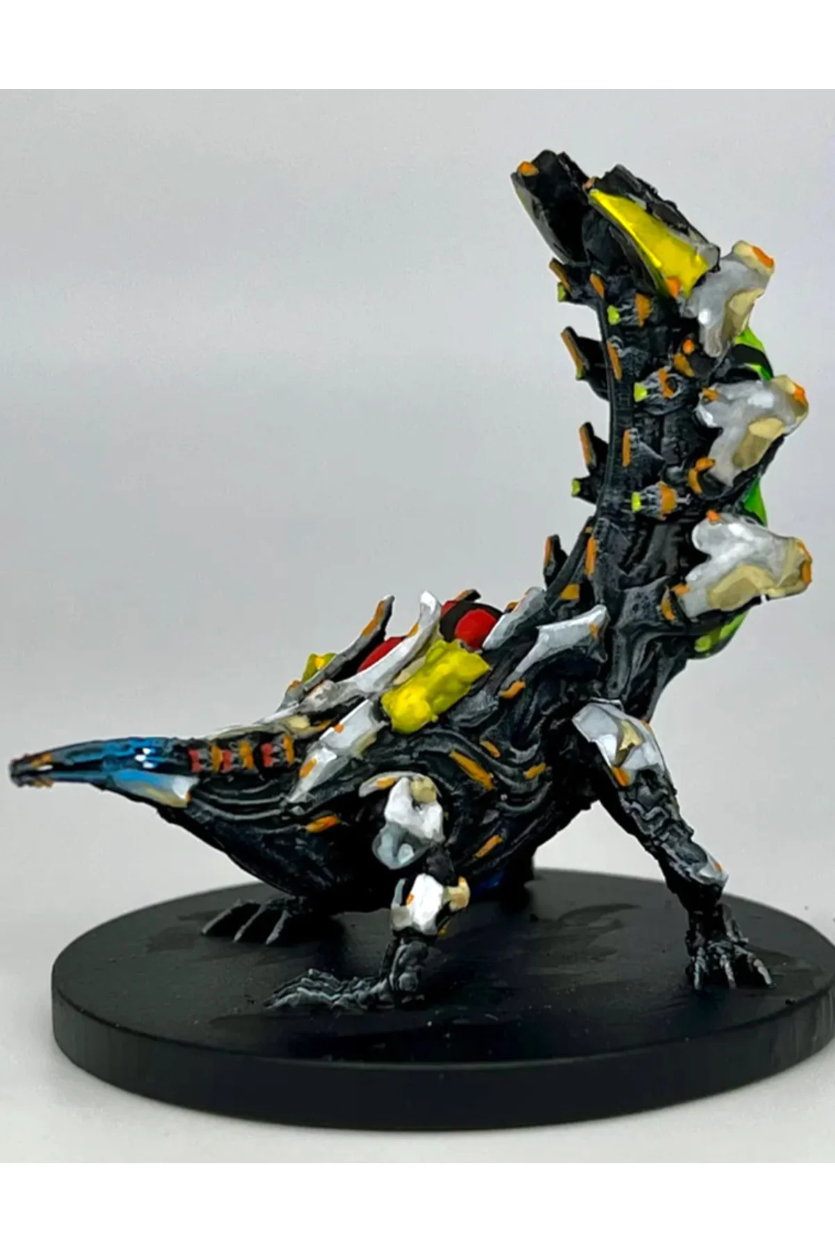 Horizon Zero Dawn Spikesnout Figür Horizon Zero Dawn Sivri Uçlu Figür Büyük Boy 20CM