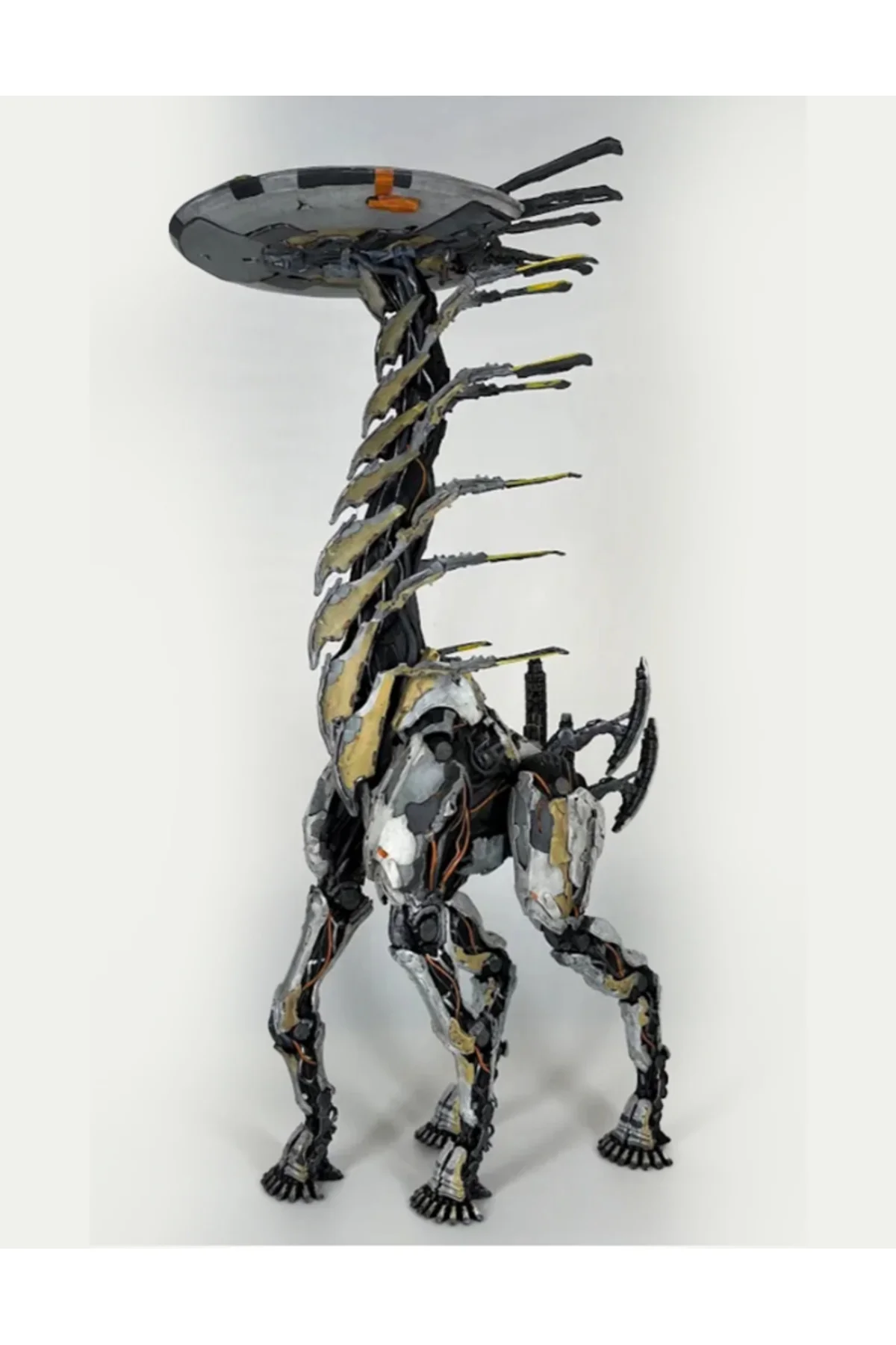 Horizon Zero Dawn Tallneck Figür Horizon Zero Dawn Uzun Boyunlu Figür Büyük Boy 20CM
