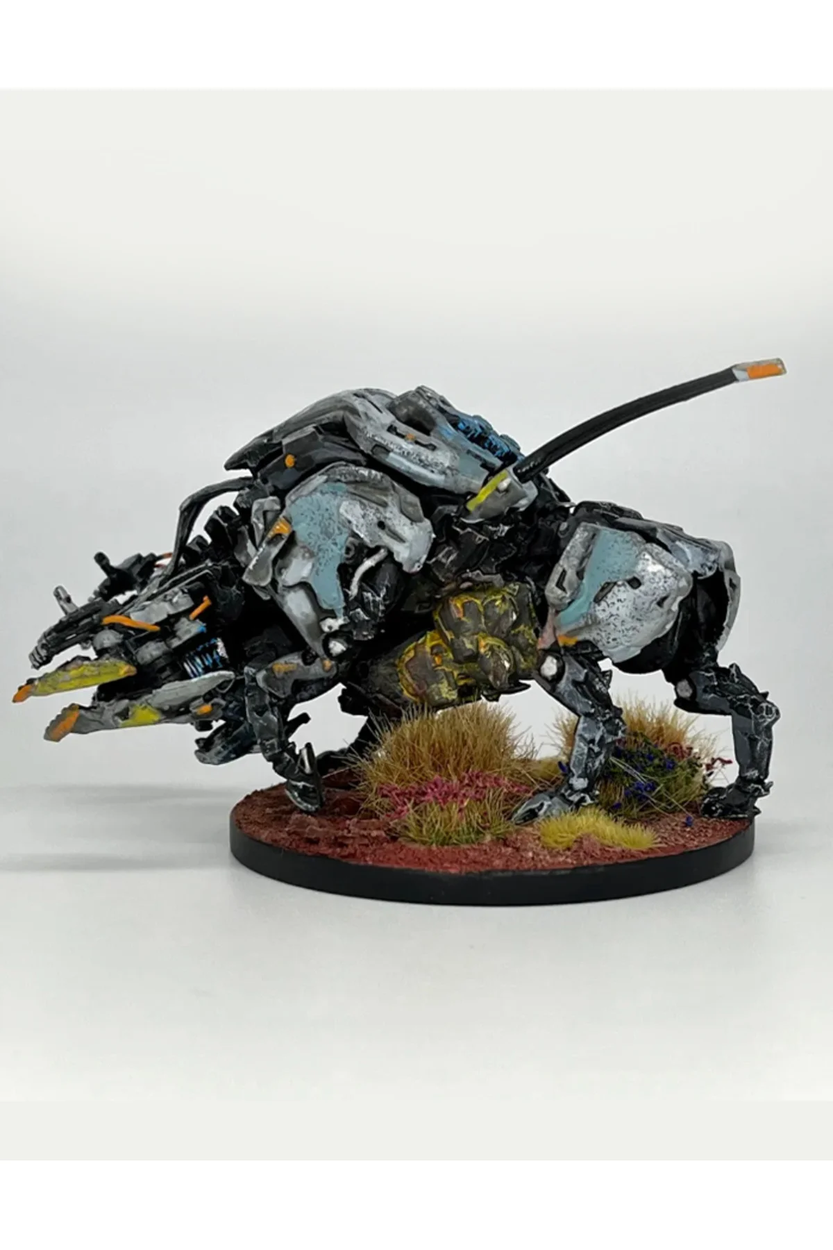 Horizon Zero Dawn Trampler Boyalı Figür Büyük Boy 20CM