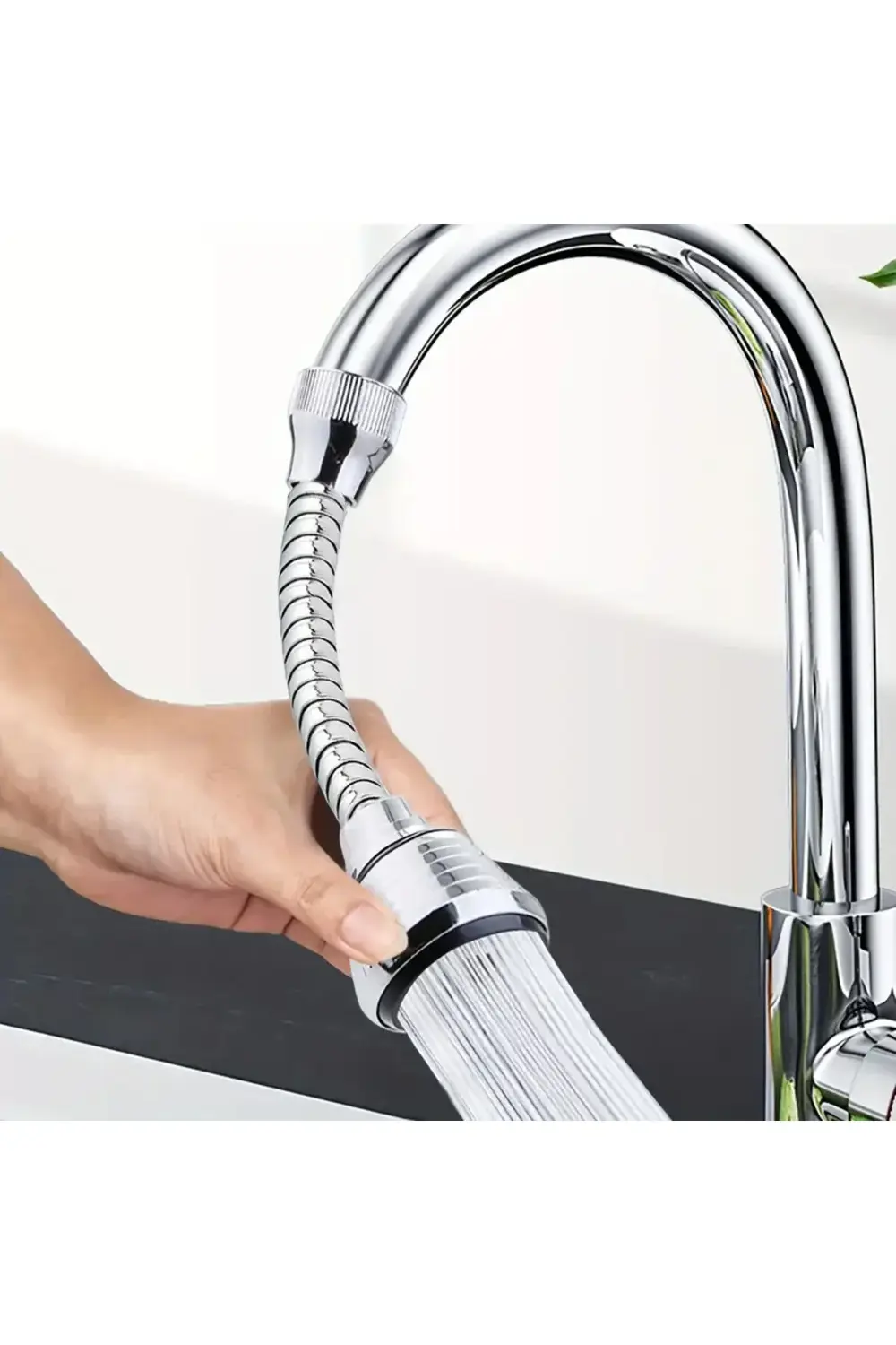 Hortumlu Esnek Su Tasarruflu 2 Modlu Musluk Başlığı