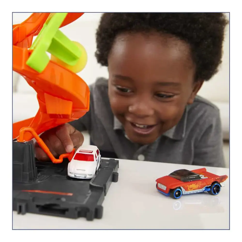 Hot Wheels City Mega Araba Yıkama HDP05