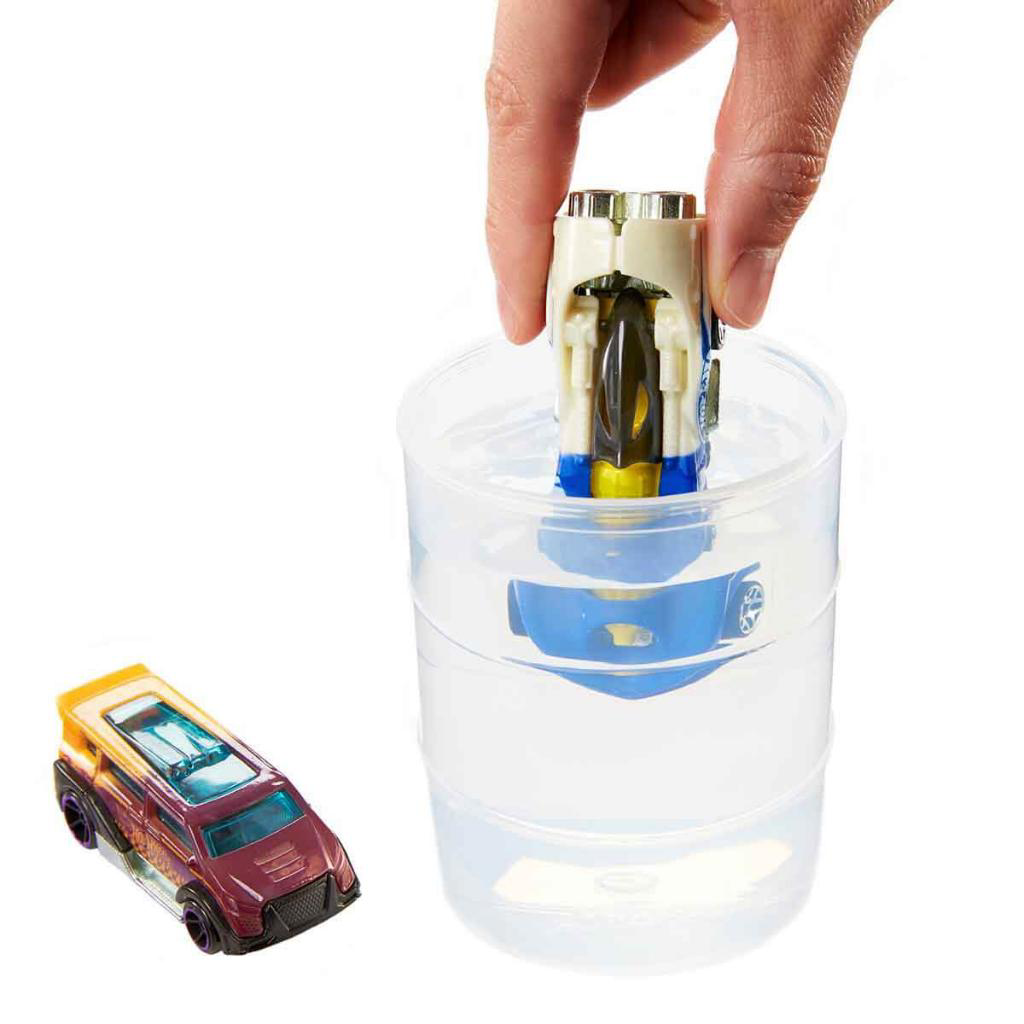 Hot Wheels  Color Reveal Renk Değiştiren Özel Araçlar Hbn63