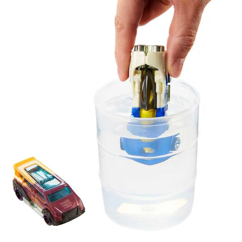 Hot Wheels Color Reveal Renk Değiştiren Özel Araçlar HBN63