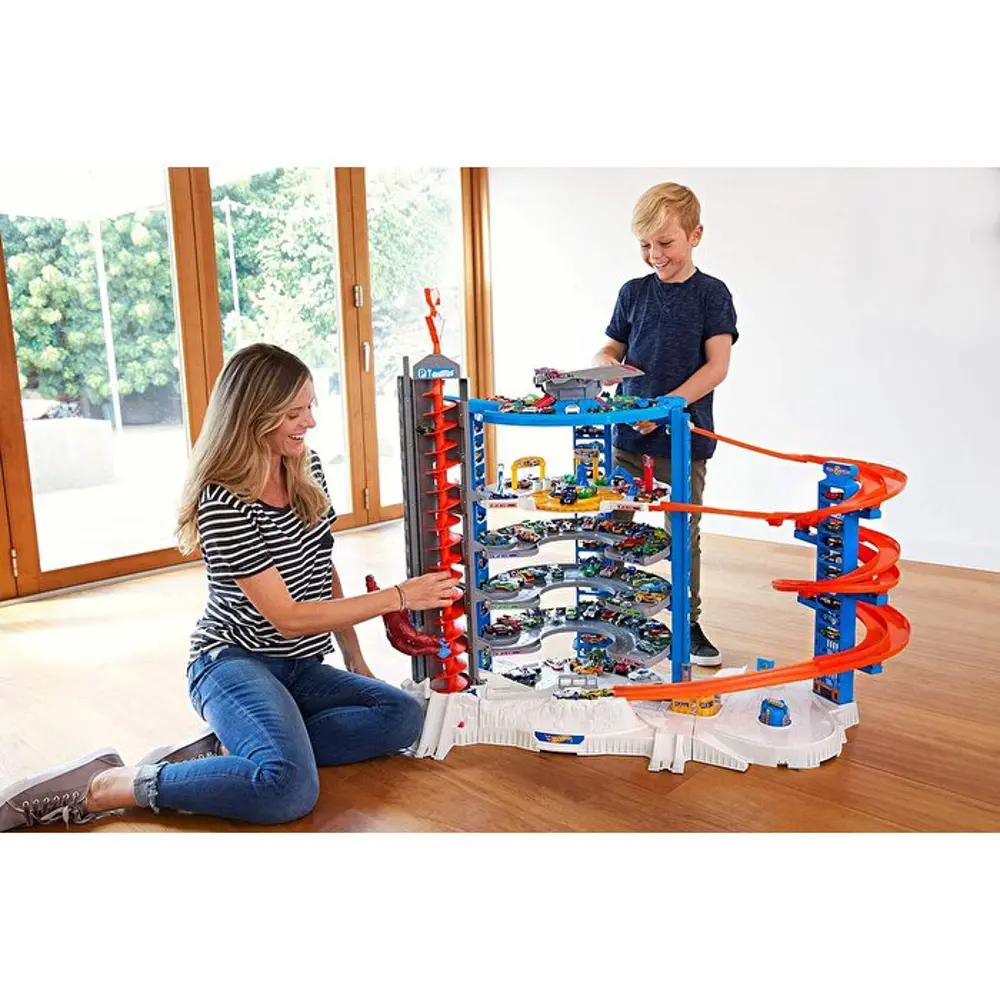 Hot Wheels Mega Garaj Dev Kule FML03