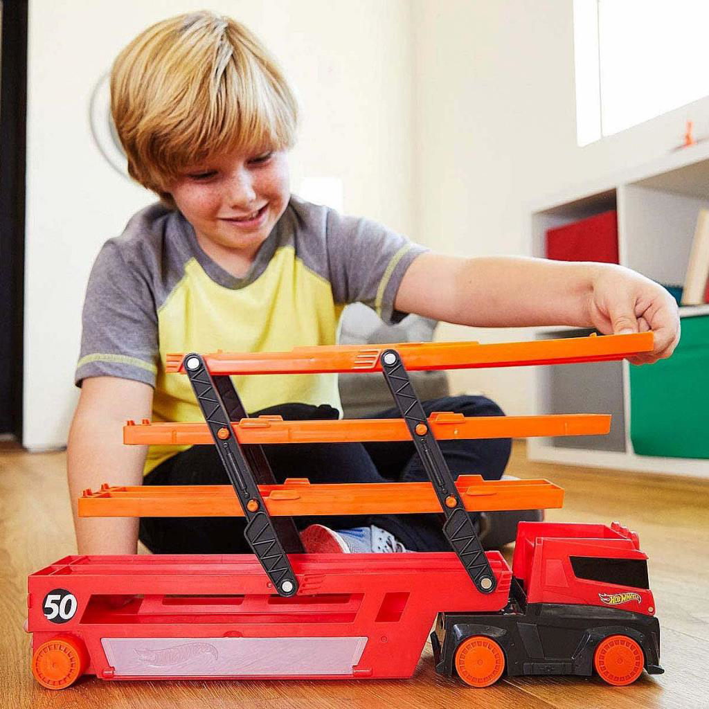 Hot Wheels Mega TırNessiWorld Hot Wheels Mega TırNessiWorld