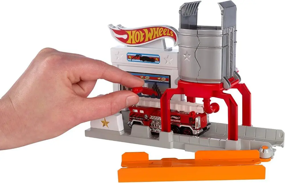 Hot Wheels Şehir Başlangıç Setleri Blaze Blast FJN34-FJN36